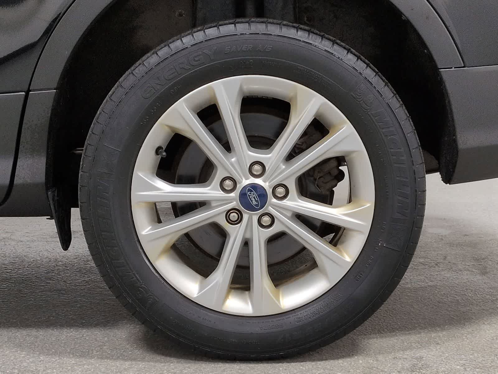 Thumbnail: 2019 Ford Escape - 14