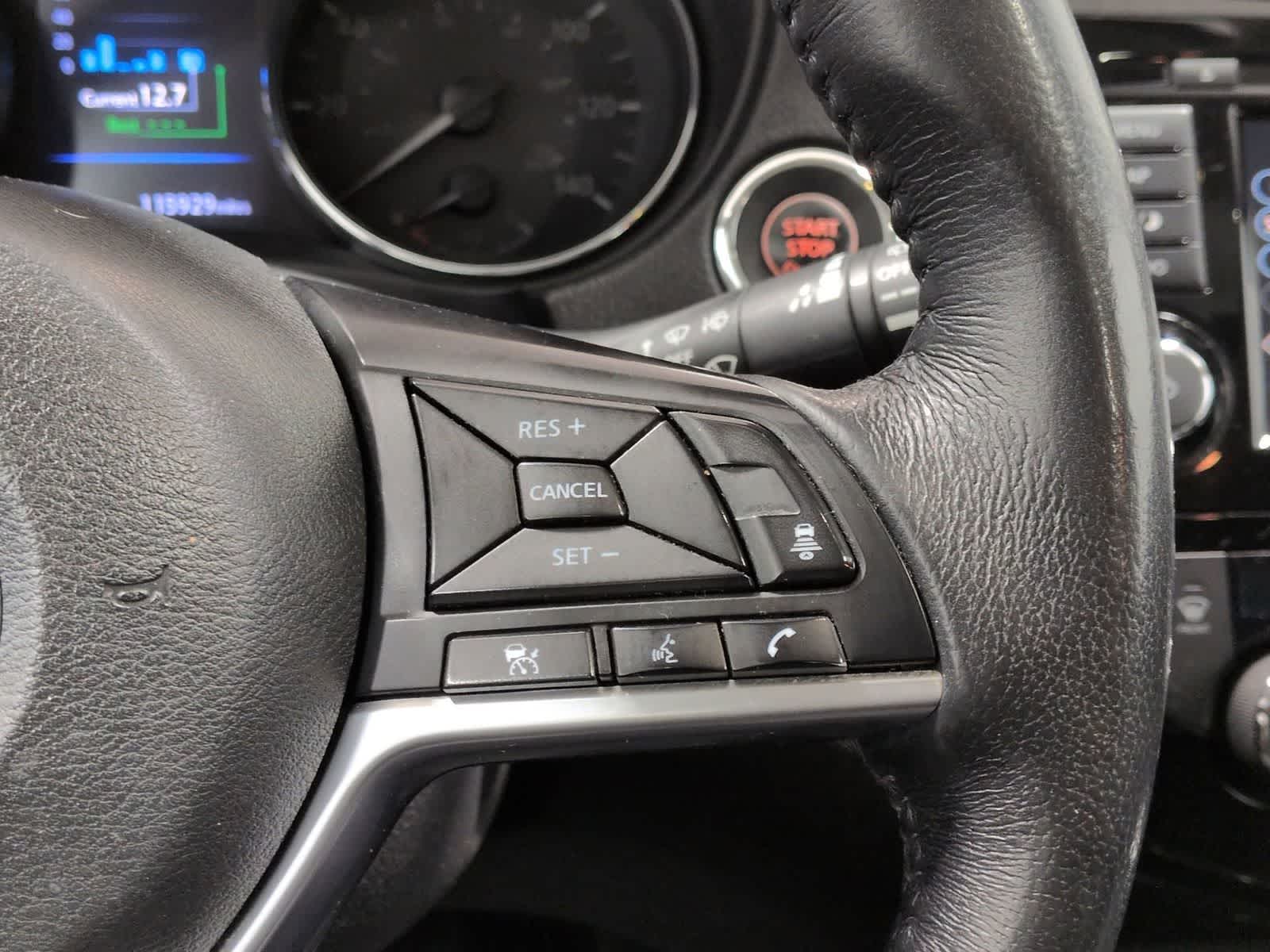 Thumbnail: 2018 Nissan Rogue - 25