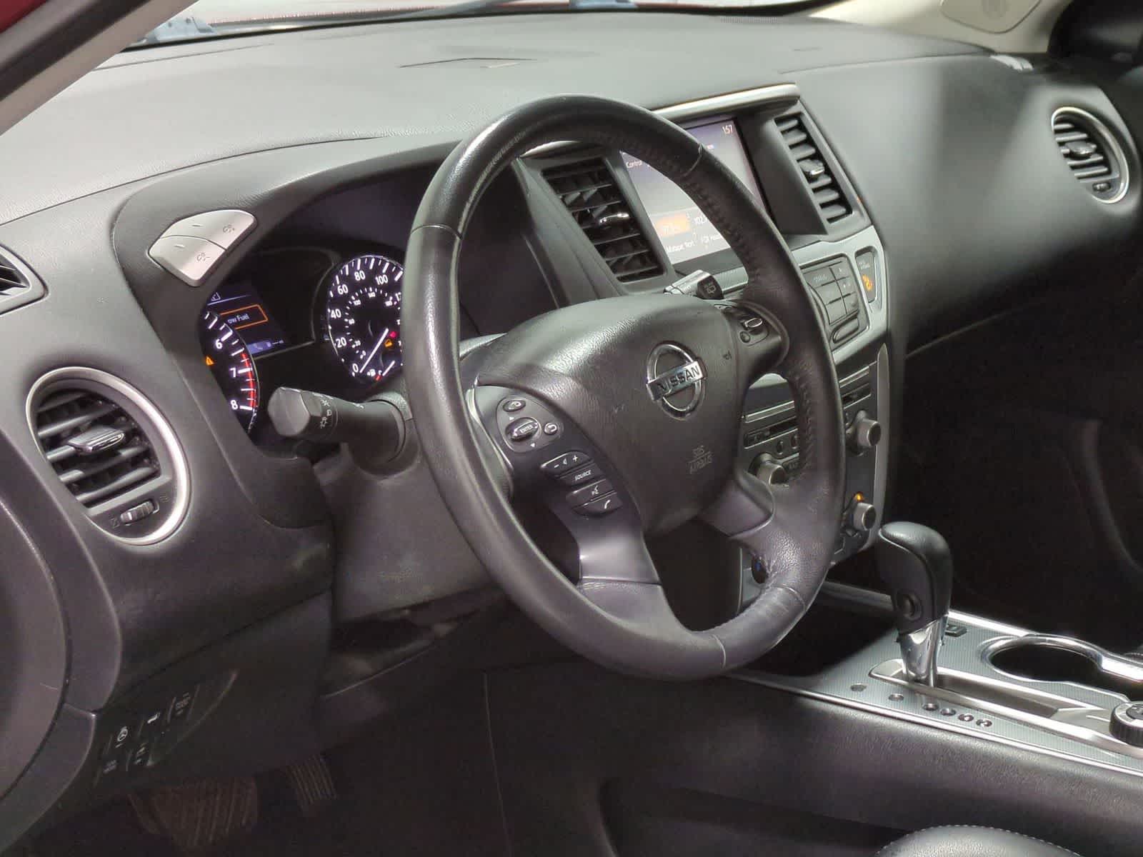 Thumbnail: 2017 Nissan Pathfinder - 10