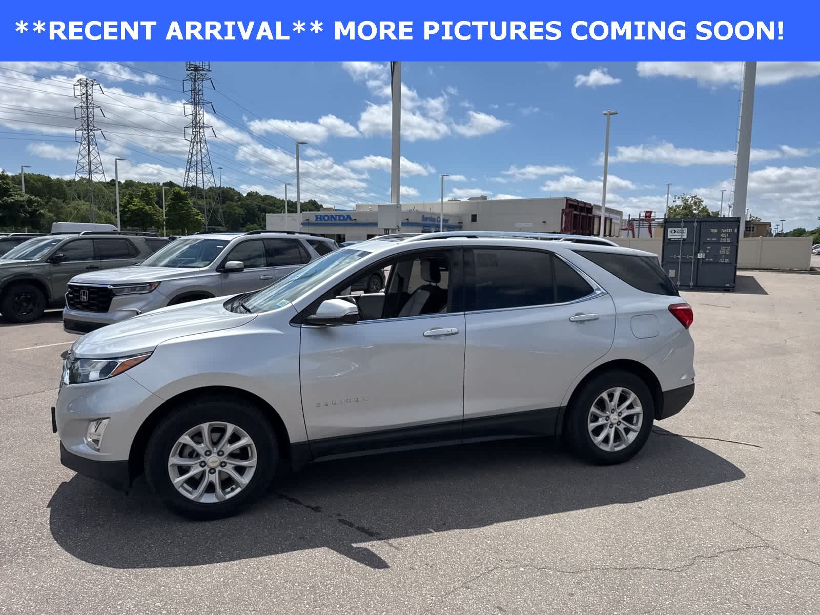 Used 2019 Chevrolet Equinox LT with VIN 2GNAXUEV8K6254567 for sale in Farmington, MI