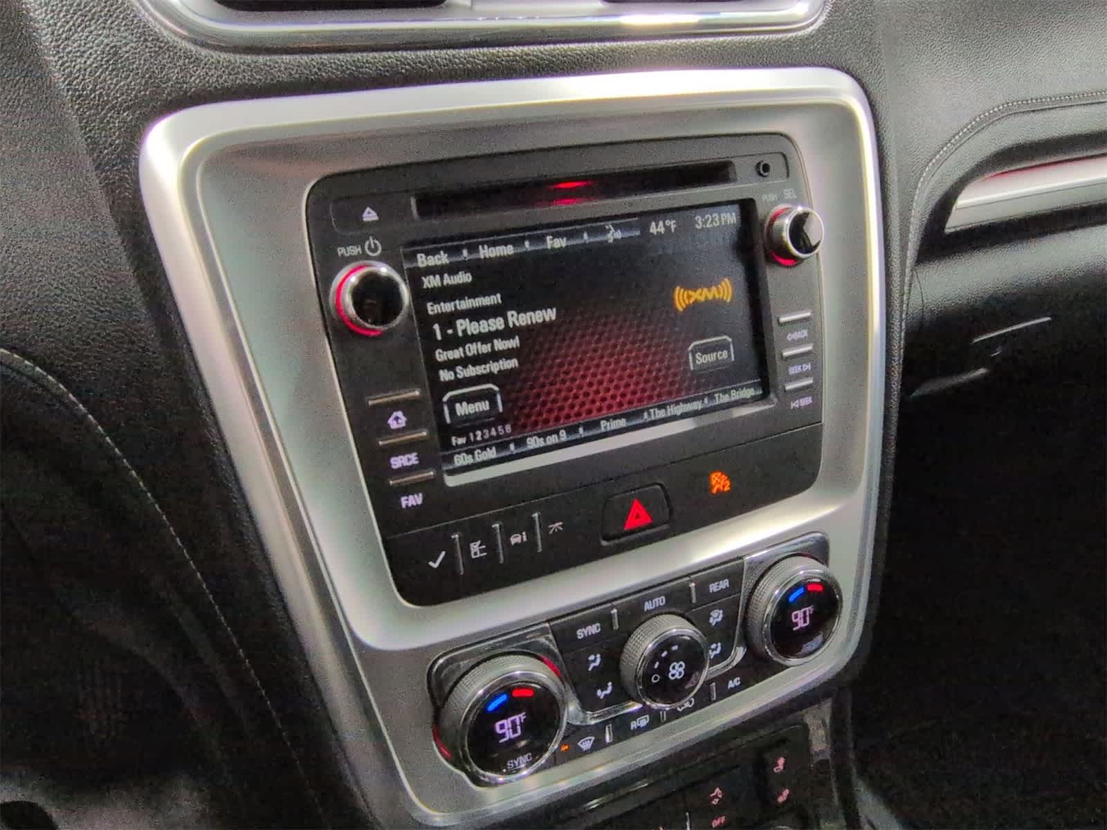 Thumbnail: 2016 GMC Acadia - 28