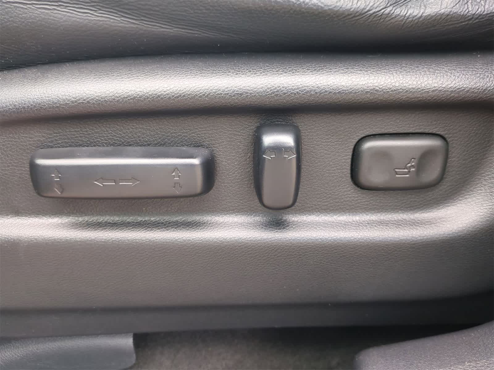 Thumbnail: 2020 Honda Passport - 17