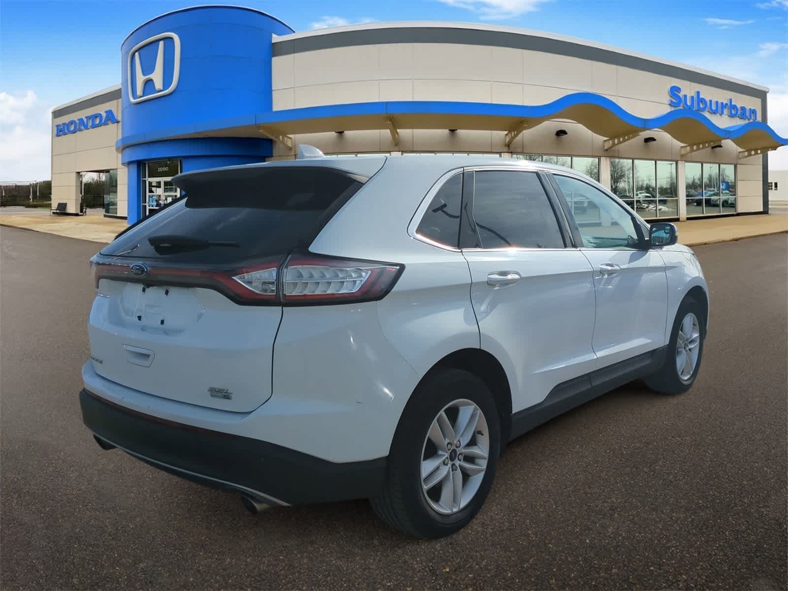 Thumbnail: 2015 Ford Edge - 8