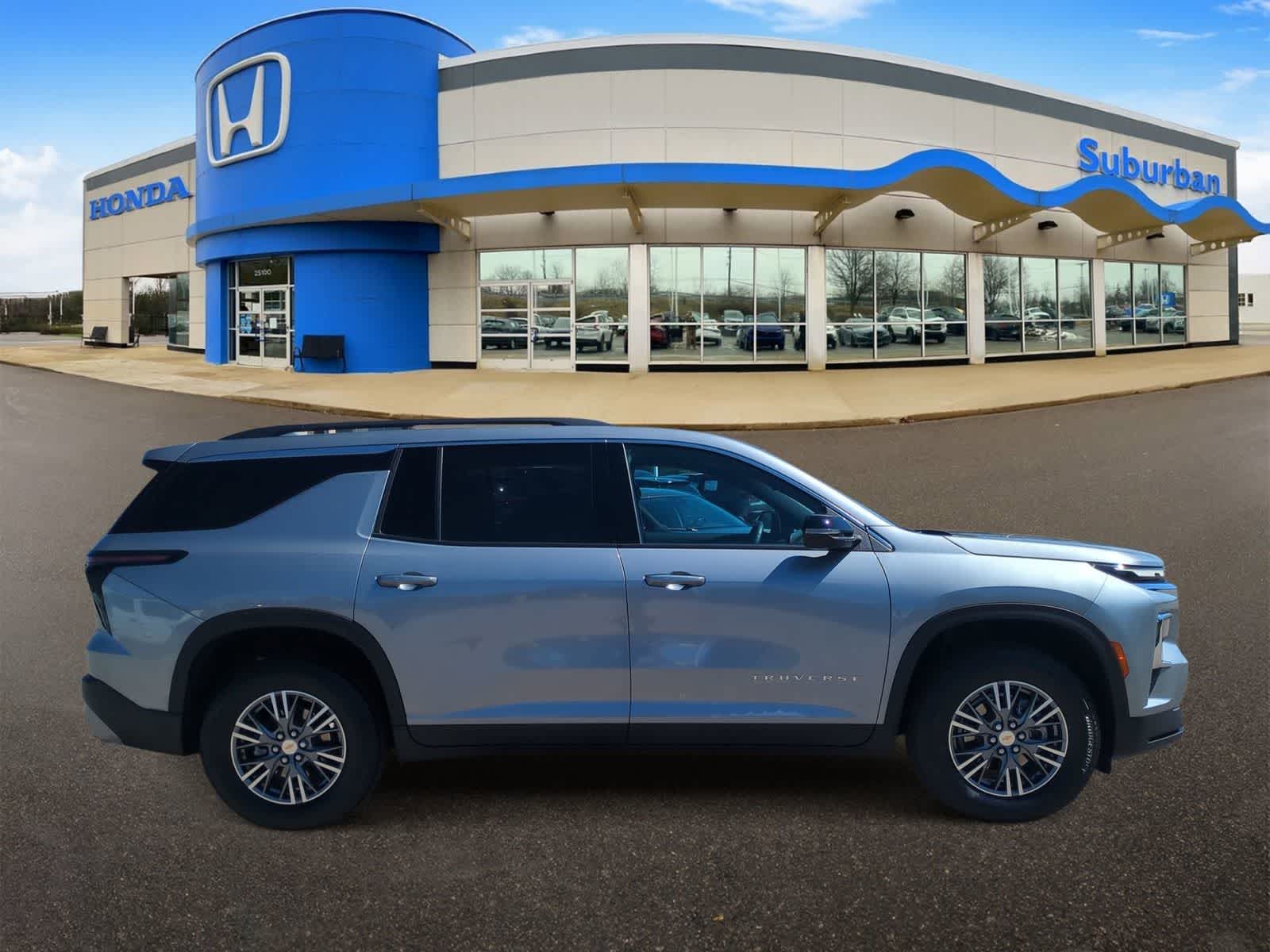 Thumbnail: 2025 Chevrolet Traverse - 9