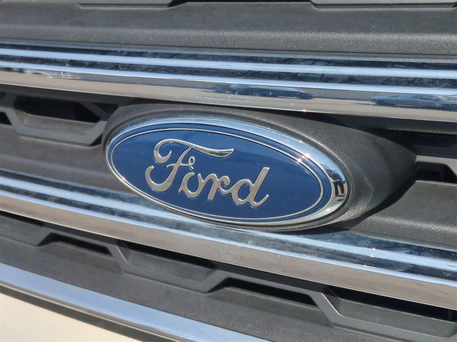Thumbnail: 2018 Ford EcoSport - 12
