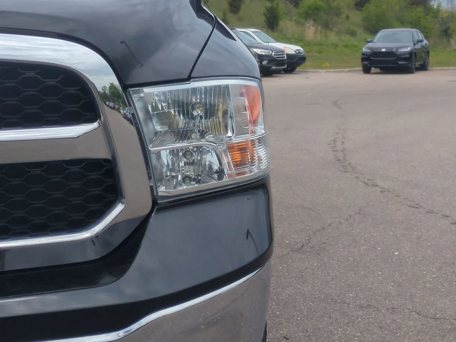 Thumbnail: 2021 RAM 1500 Classic - 11