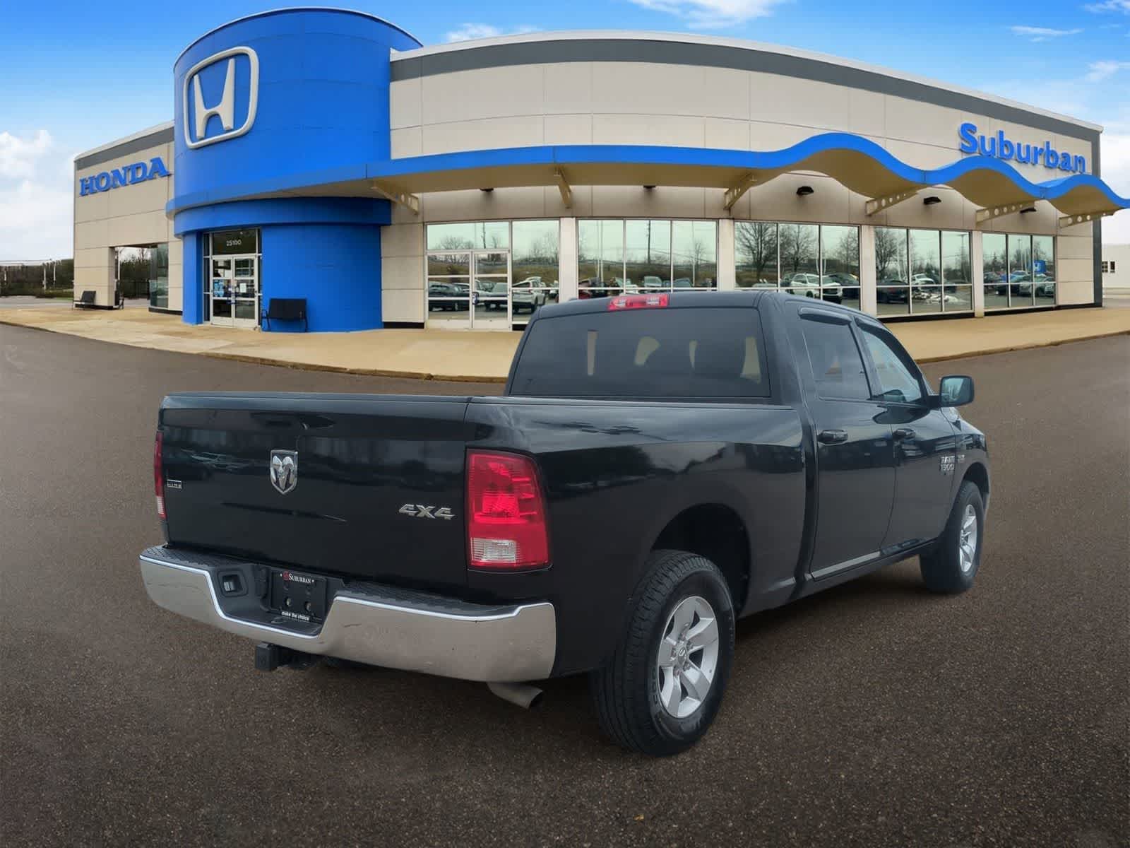 Thumbnail: 2021 RAM 1500 Classic - 8