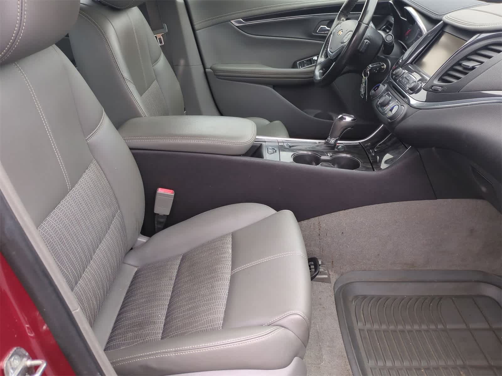 Thumbnail: 2014 Chevrolet Impala - 11