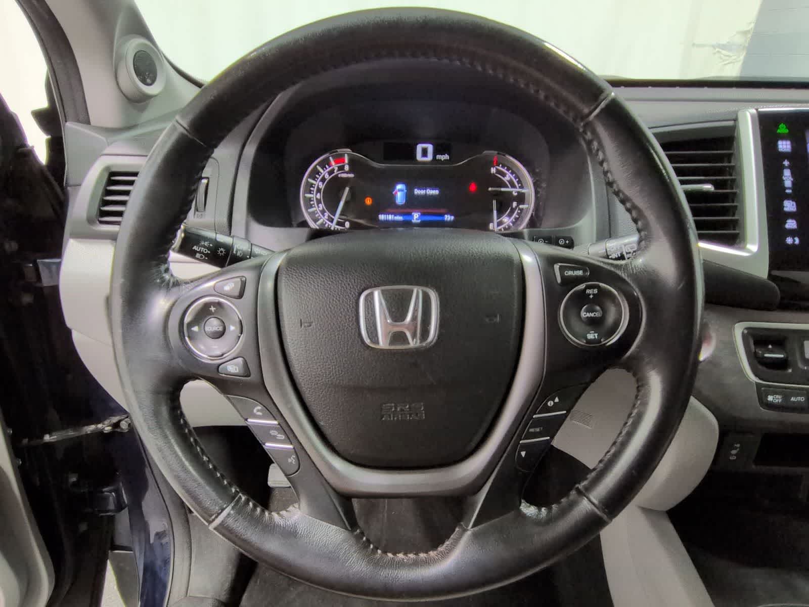 Thumbnail: 2016 Honda Pilot - 25