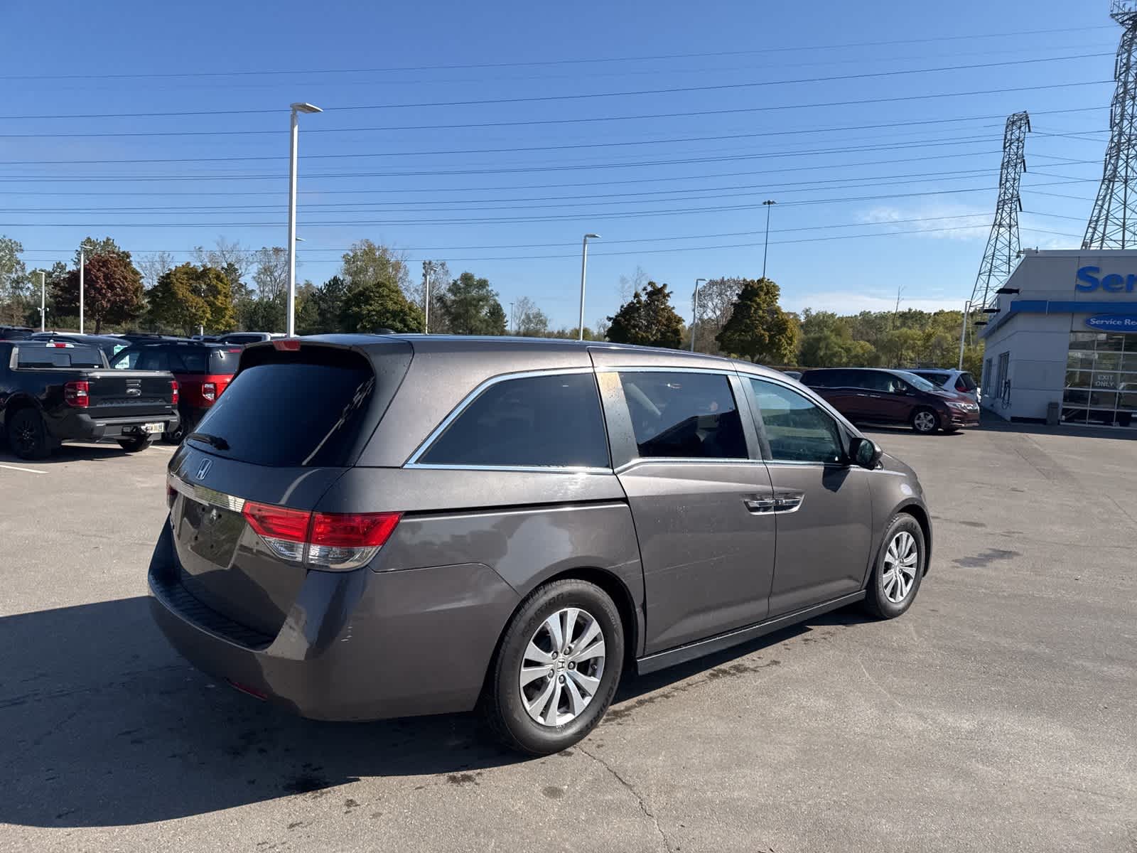 Thumbnail: 2015 Honda Odyssey - 18