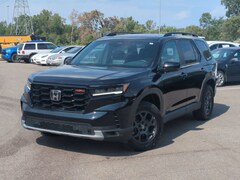 Pre-owned 2023 Honda Pilot TrailSport SUV in Farmington Hills, MI