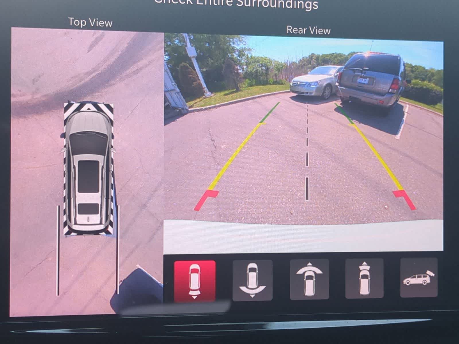 2024 Chrysler Pacifica PHEV Select - Photo 29