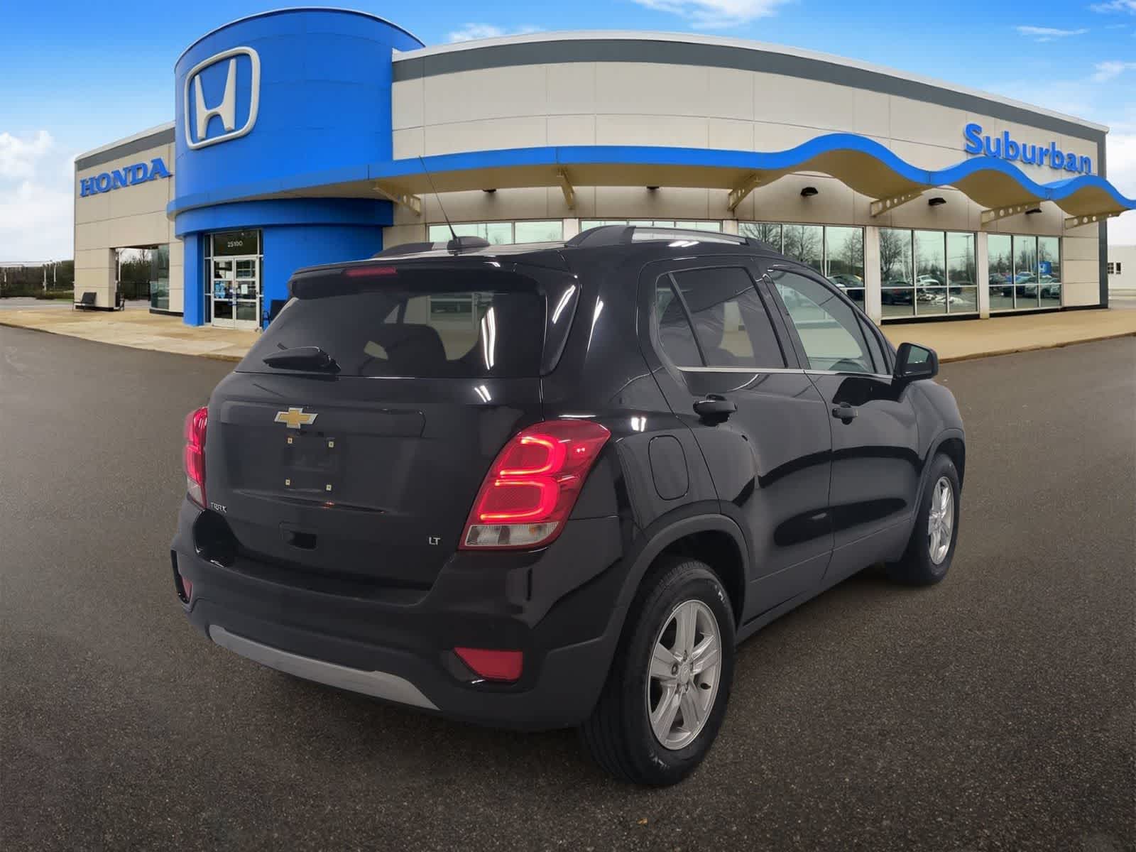 Thumbnail: 2019 Chevrolet Trax - 8