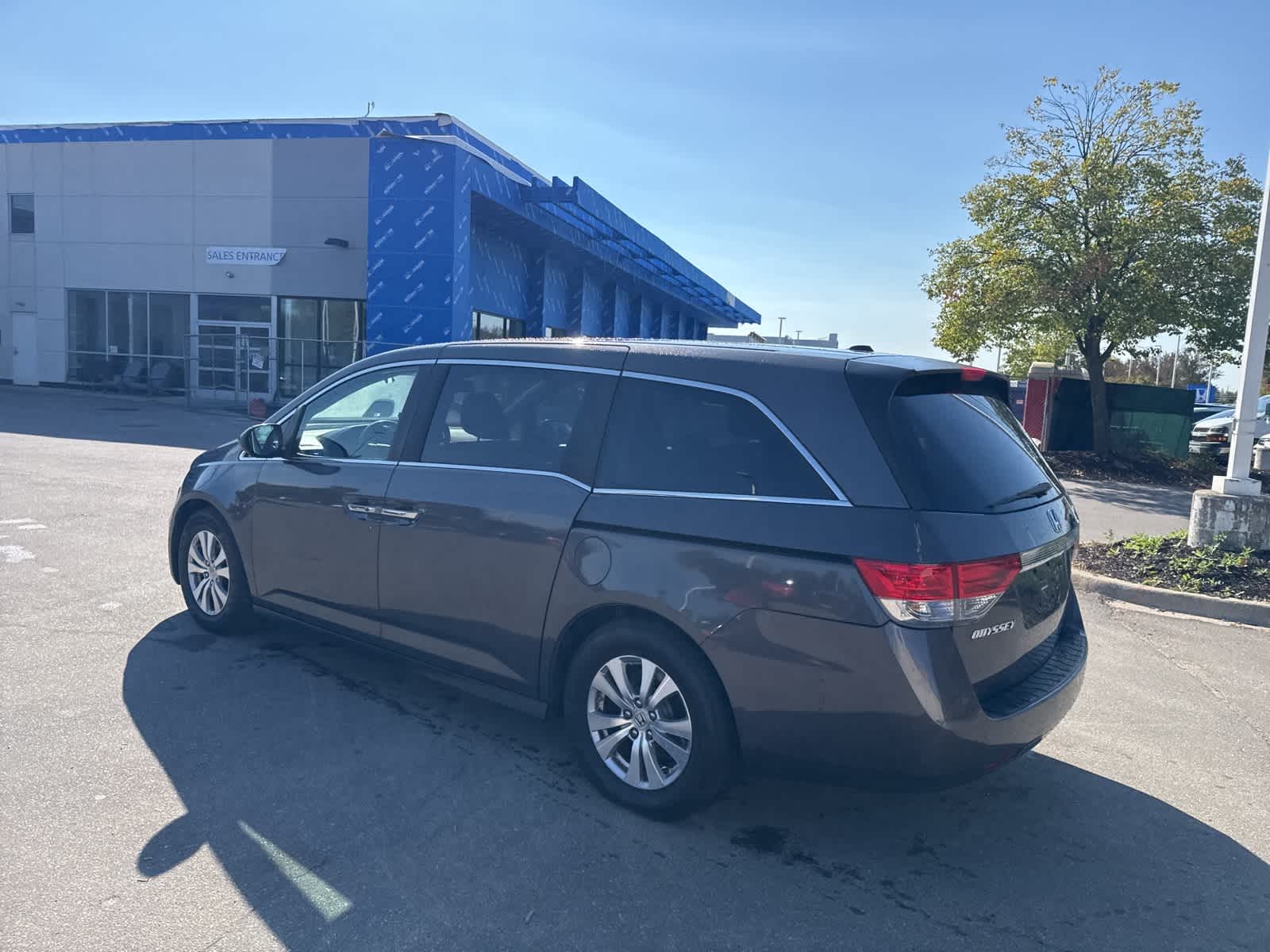 Thumbnail: 2015 Honda Odyssey - 27