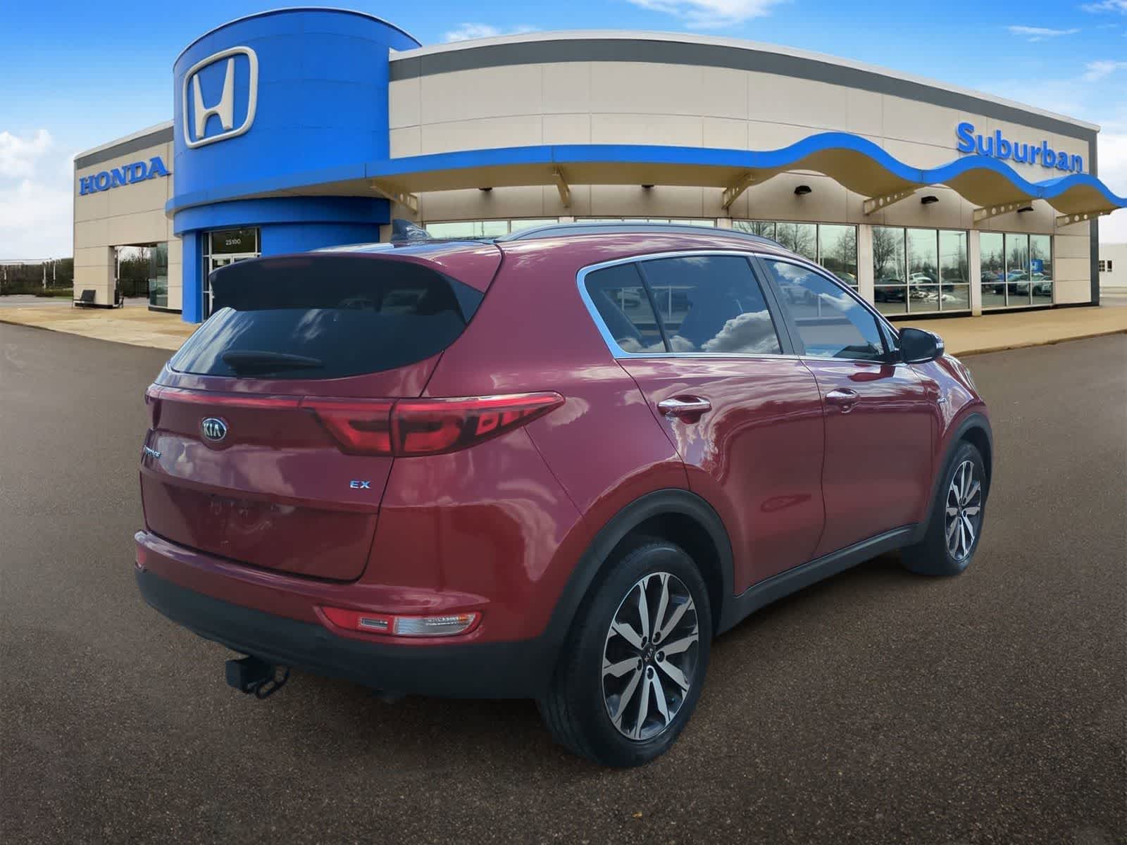 Thumbnail: 2017 Kia Sportage - 8