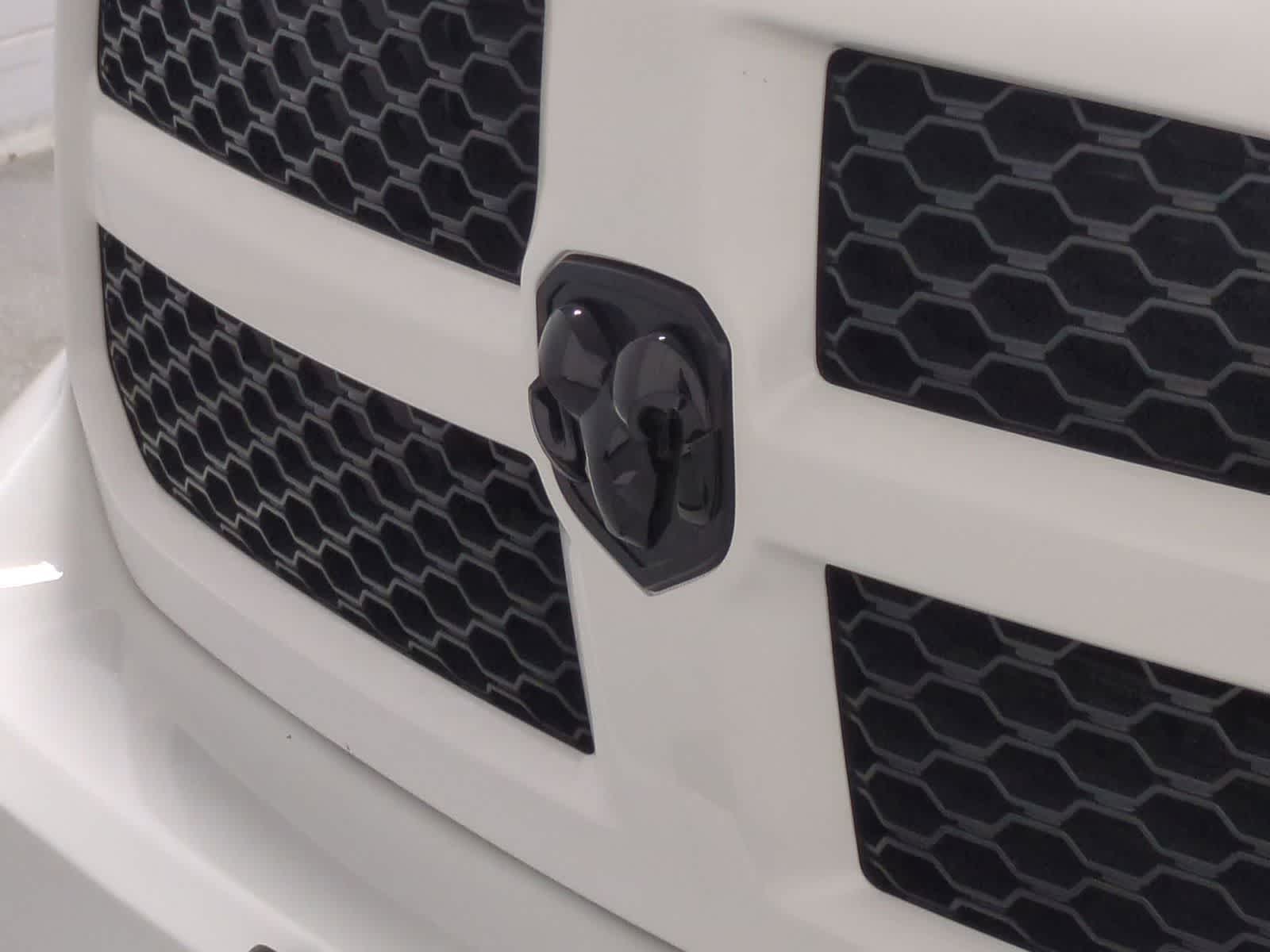 Thumbnail: 2019 RAM 1500 Classic - 12