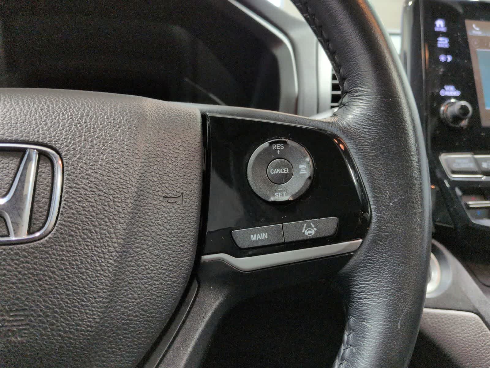 Thumbnail: 2018 Honda Odyssey - 26