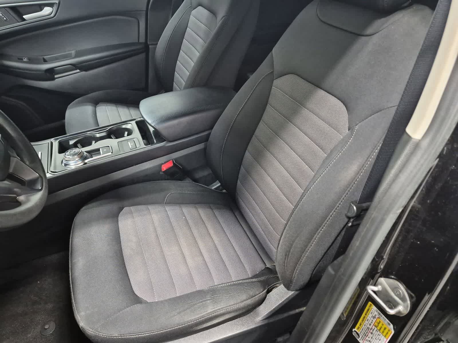 Thumbnail: 2020 Ford Edge - 23