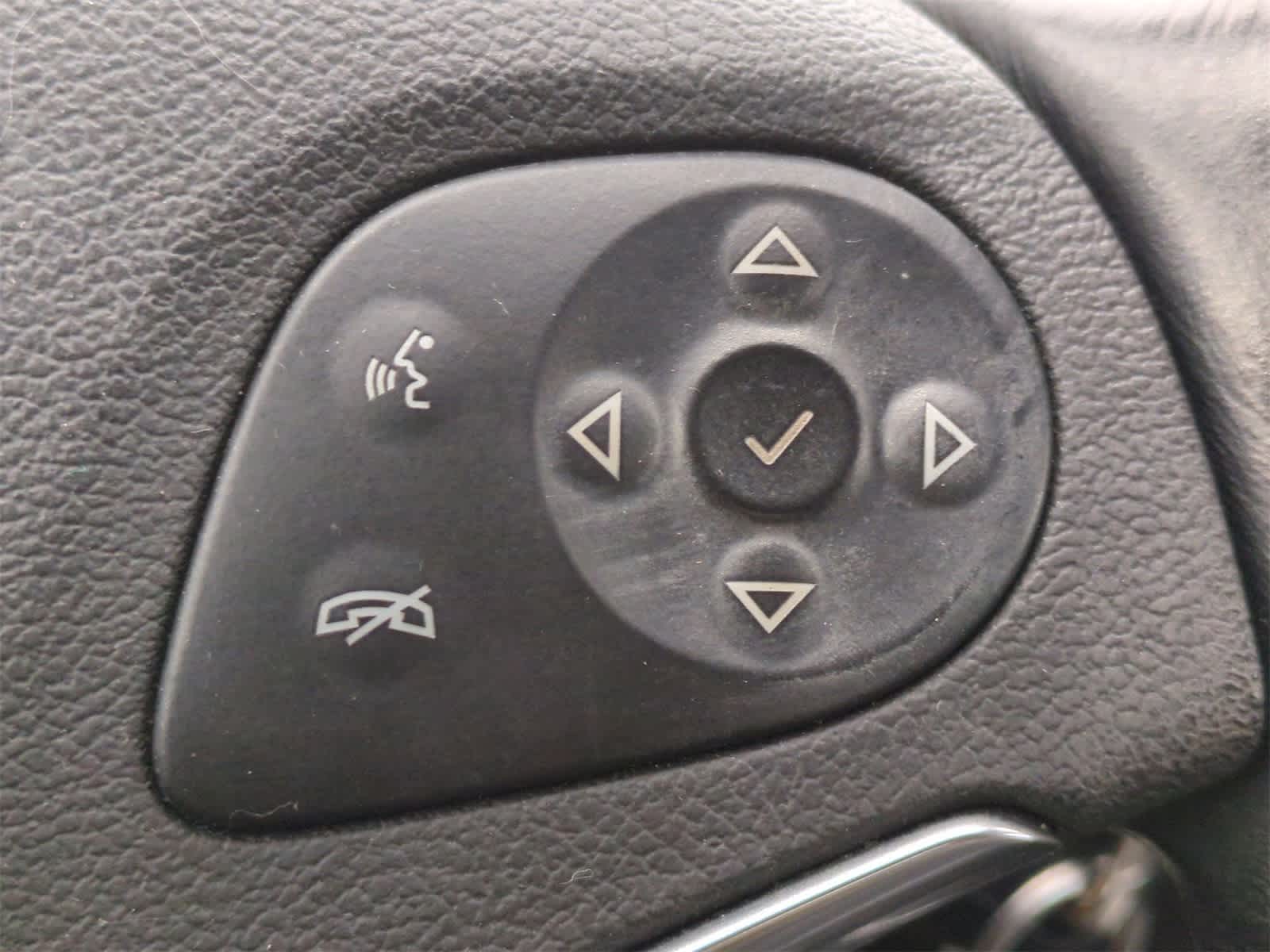 Thumbnail: 2014 Chevrolet Impala - 24