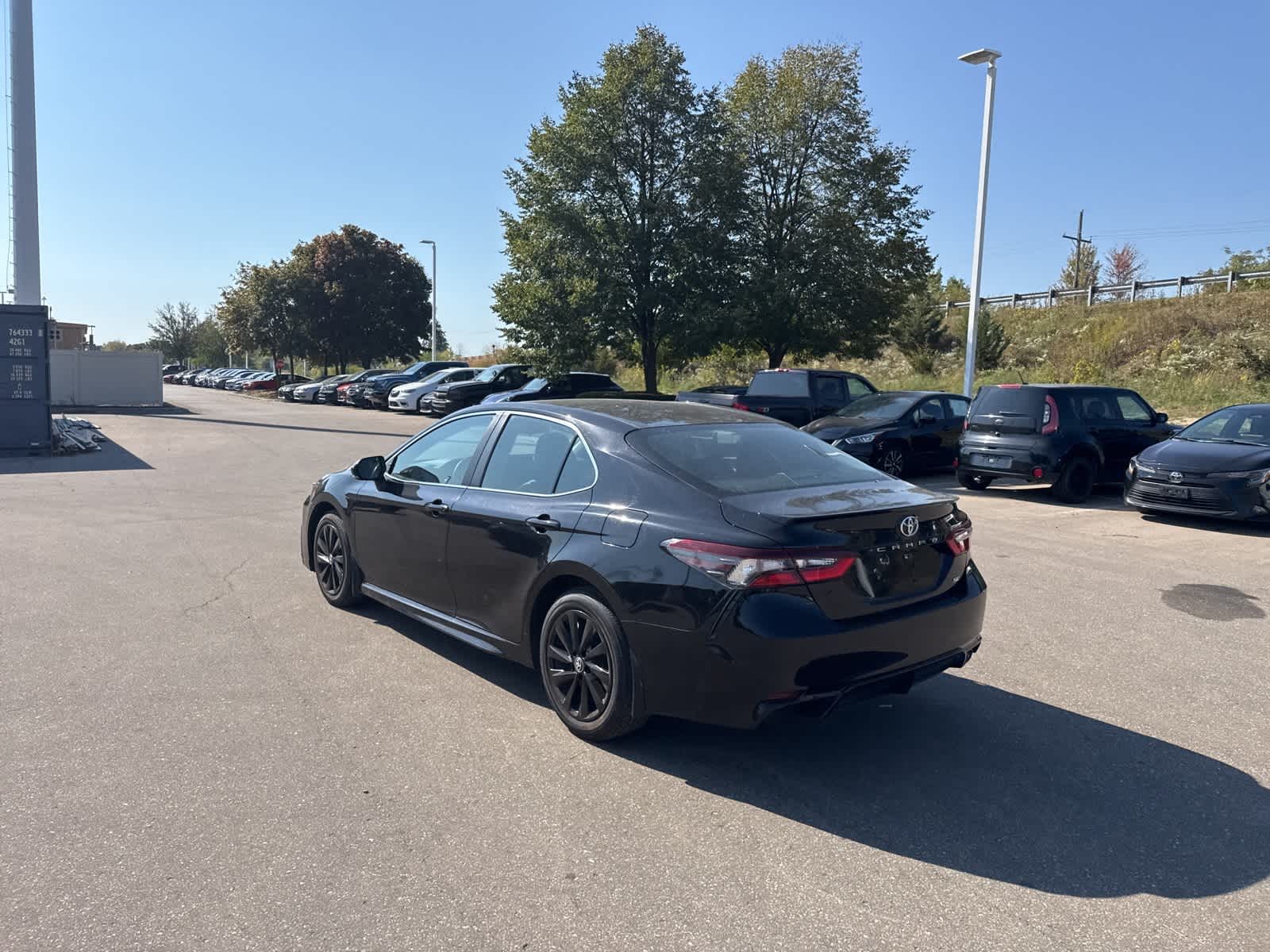 Thumbnail: 2021 Toyota Camry - 27