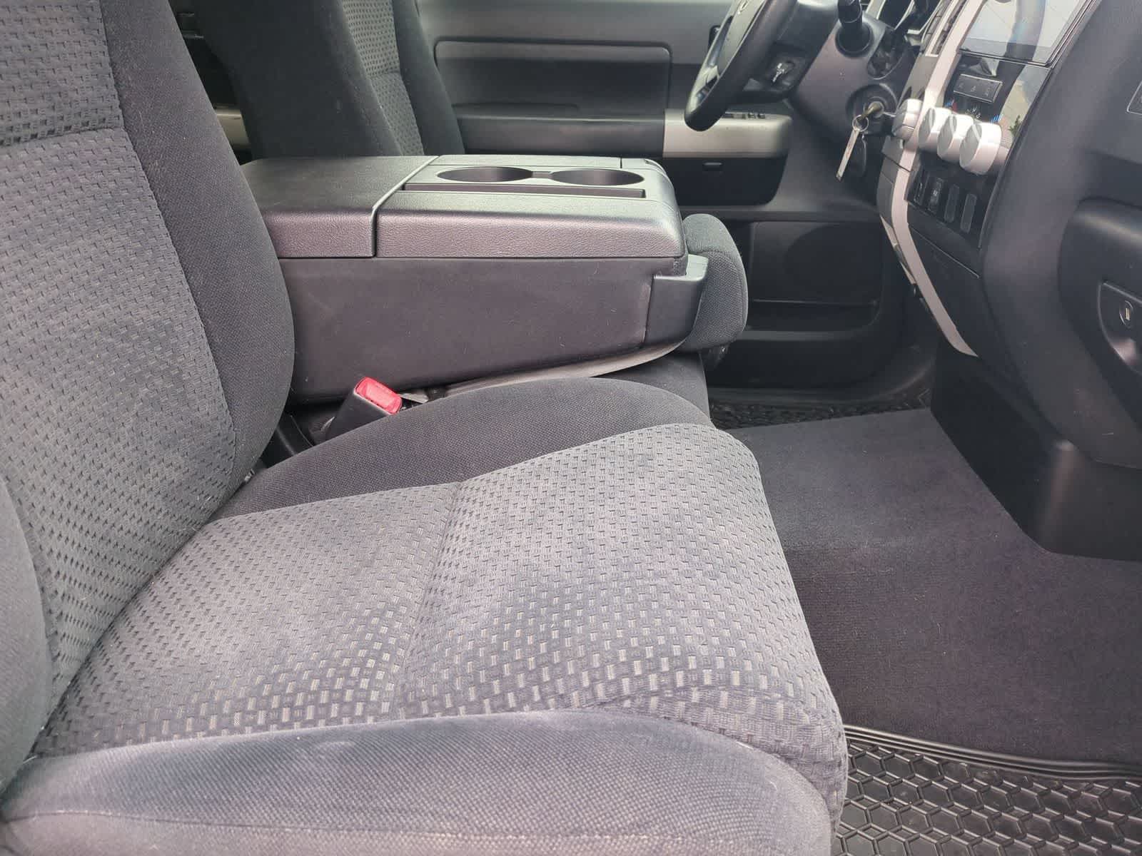 Thumbnail: 2008 Toyota Tundra - 21