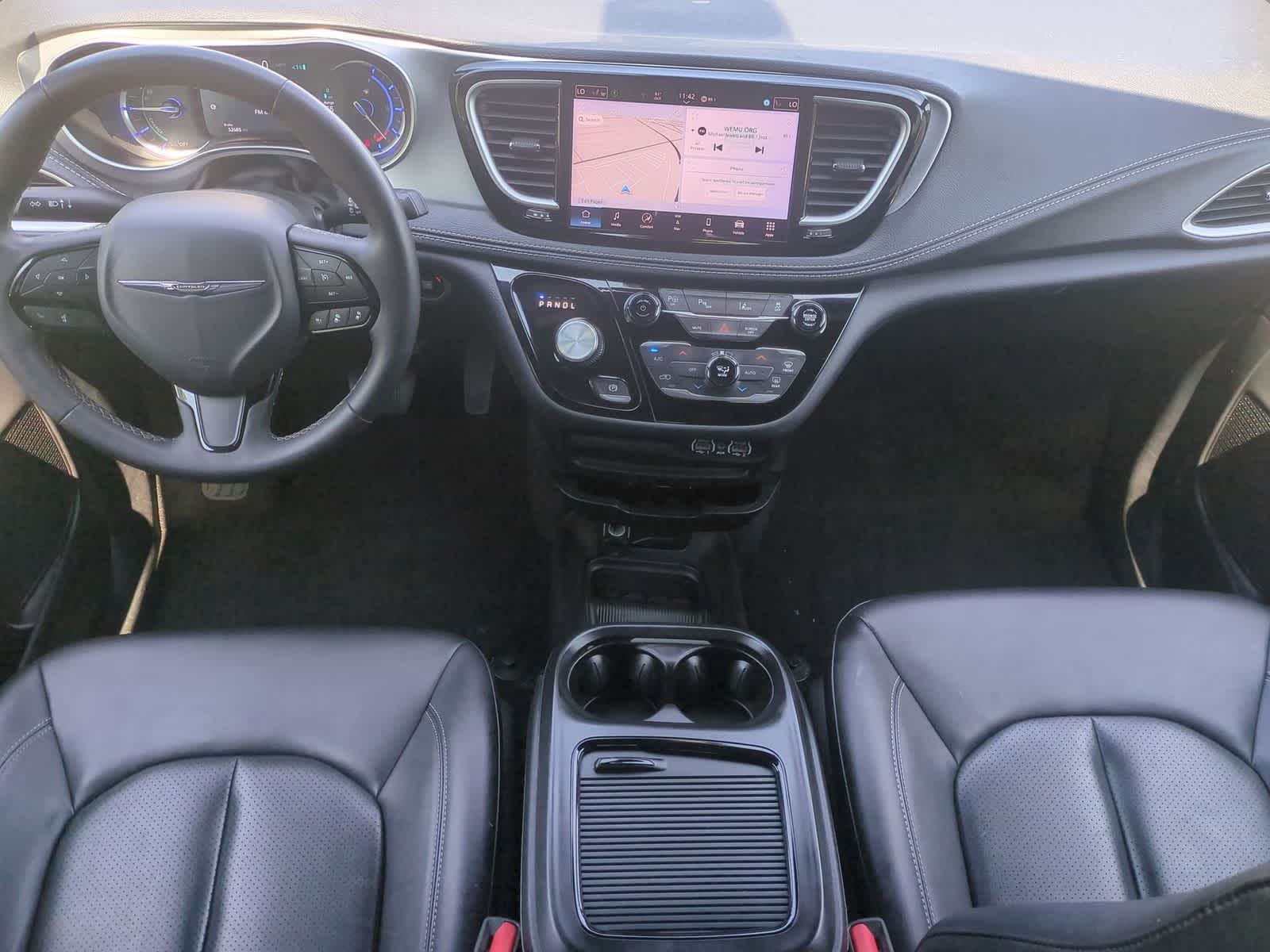 2024 Chrysler Pacifica PHEV Select - Photo 15