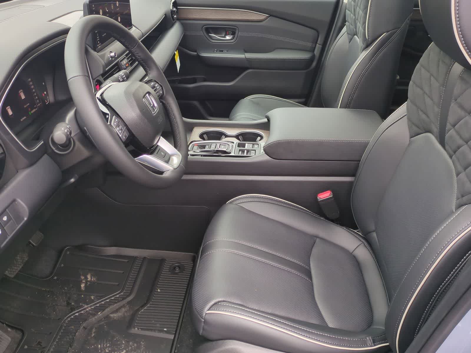 Thumbnail: 2026 Honda Pilot - 17