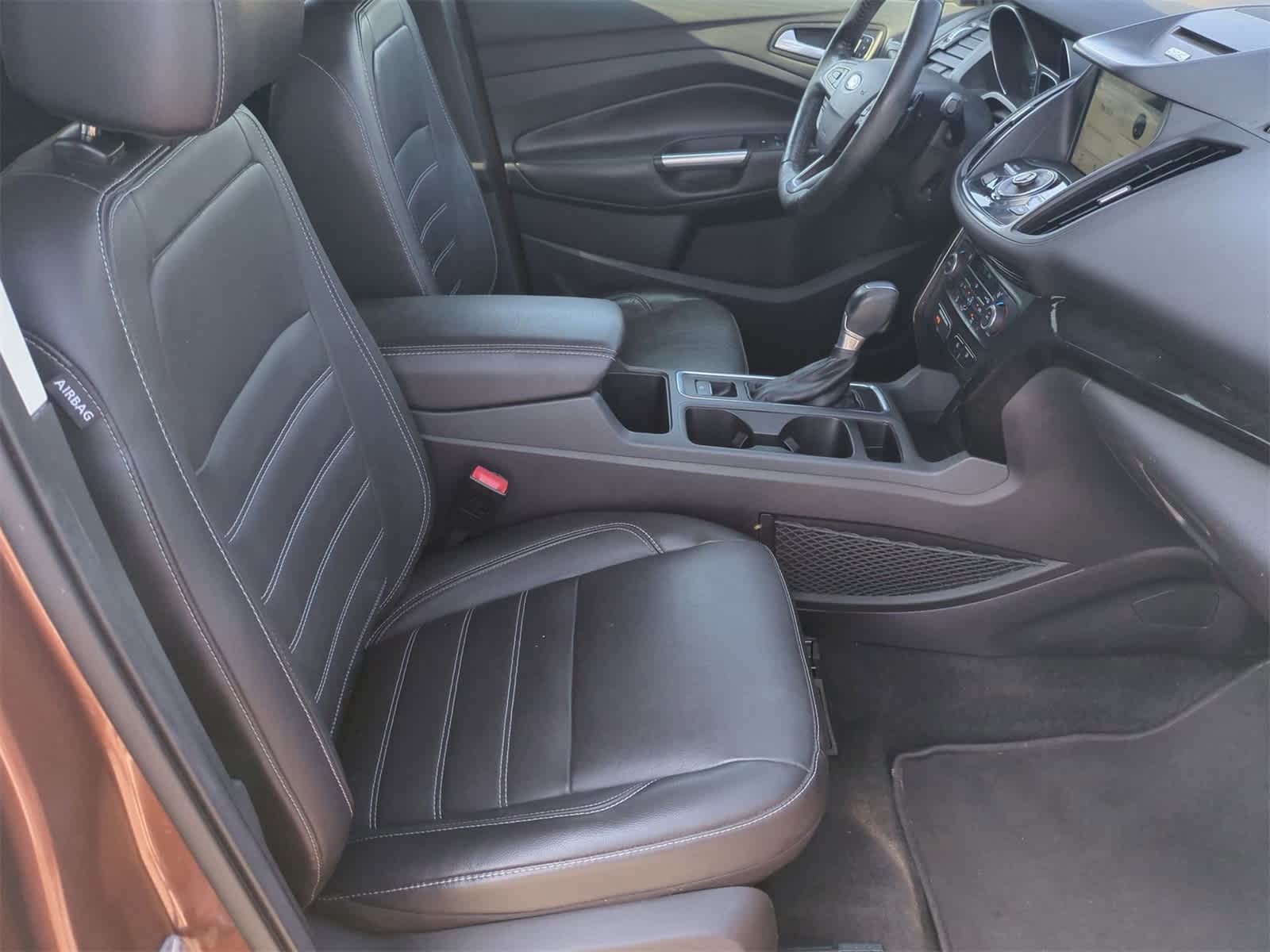 Thumbnail: 2017 Ford Escape - 21