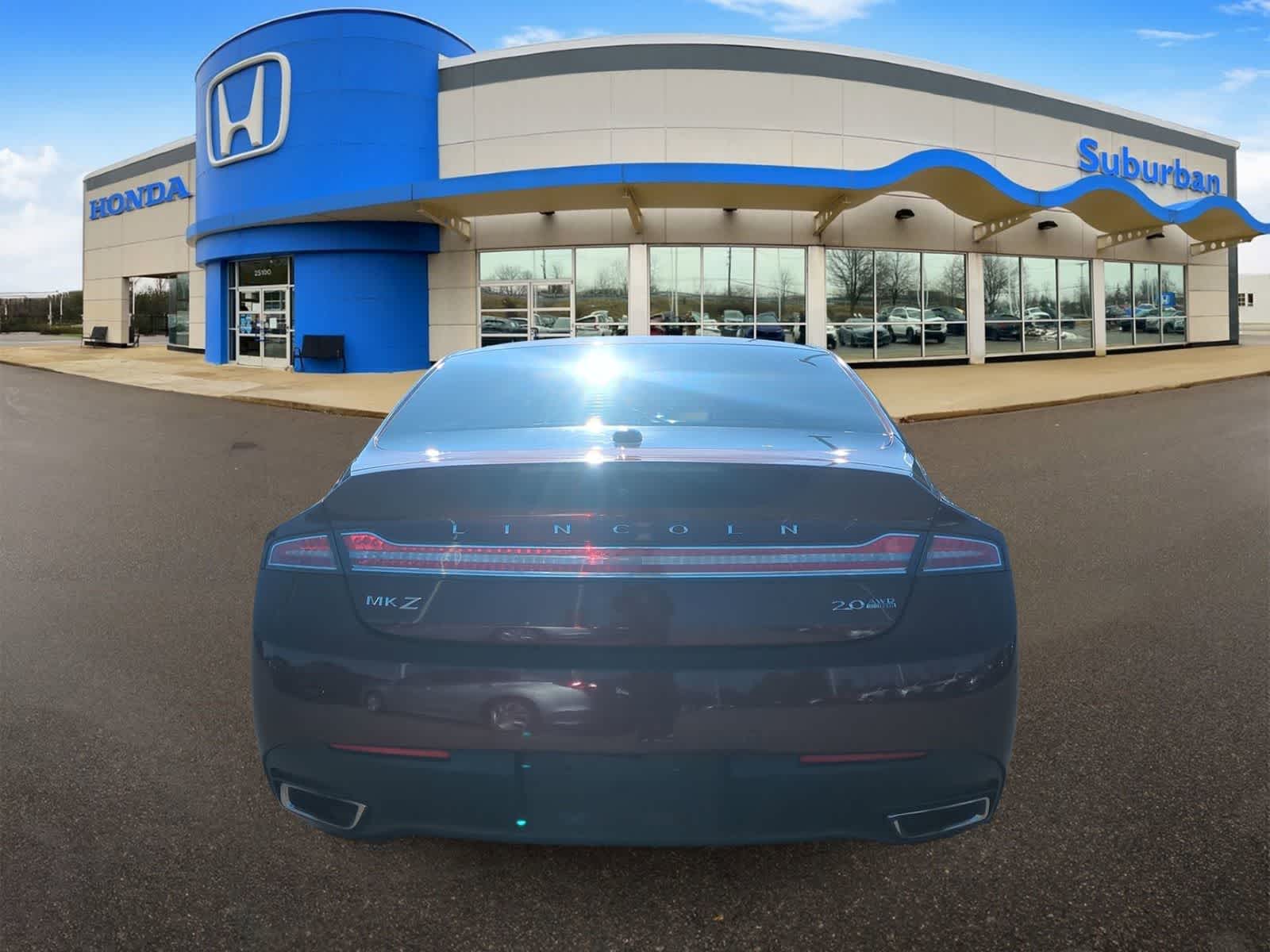 Thumbnail: 2015 Lincoln MKZ - 7
