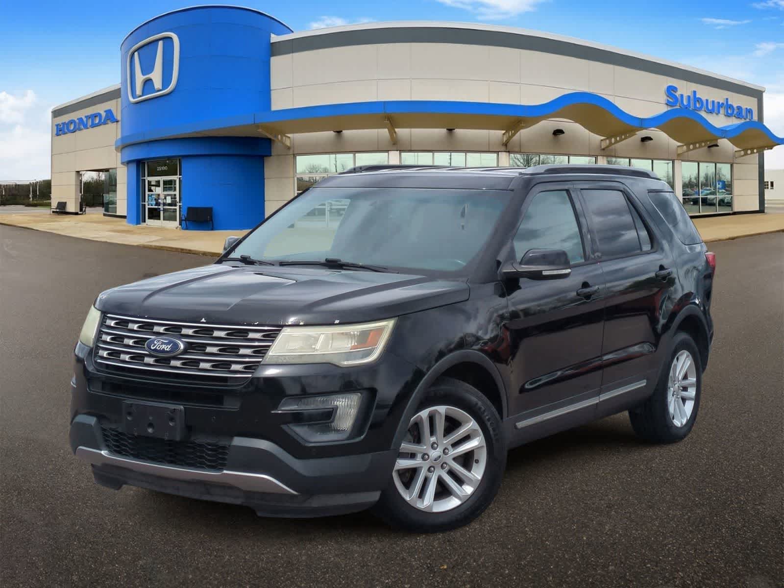 Thumbnail: 2016 Ford Explorer - 1