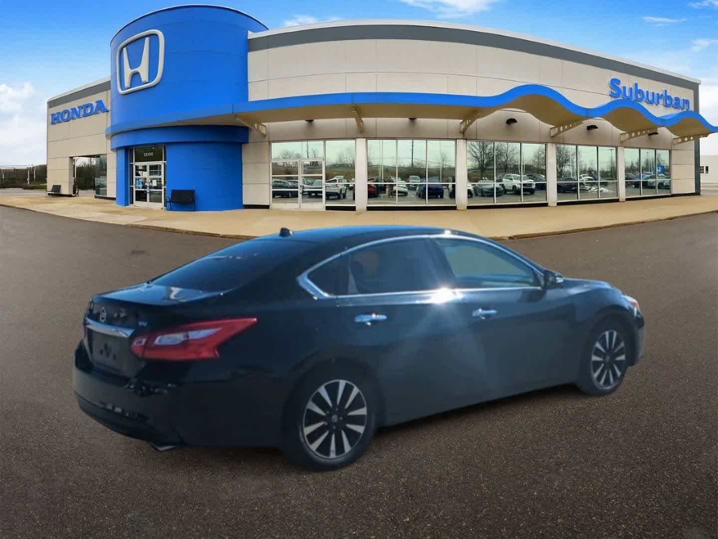 Thumbnail: 2018 Nissan Altima - 8