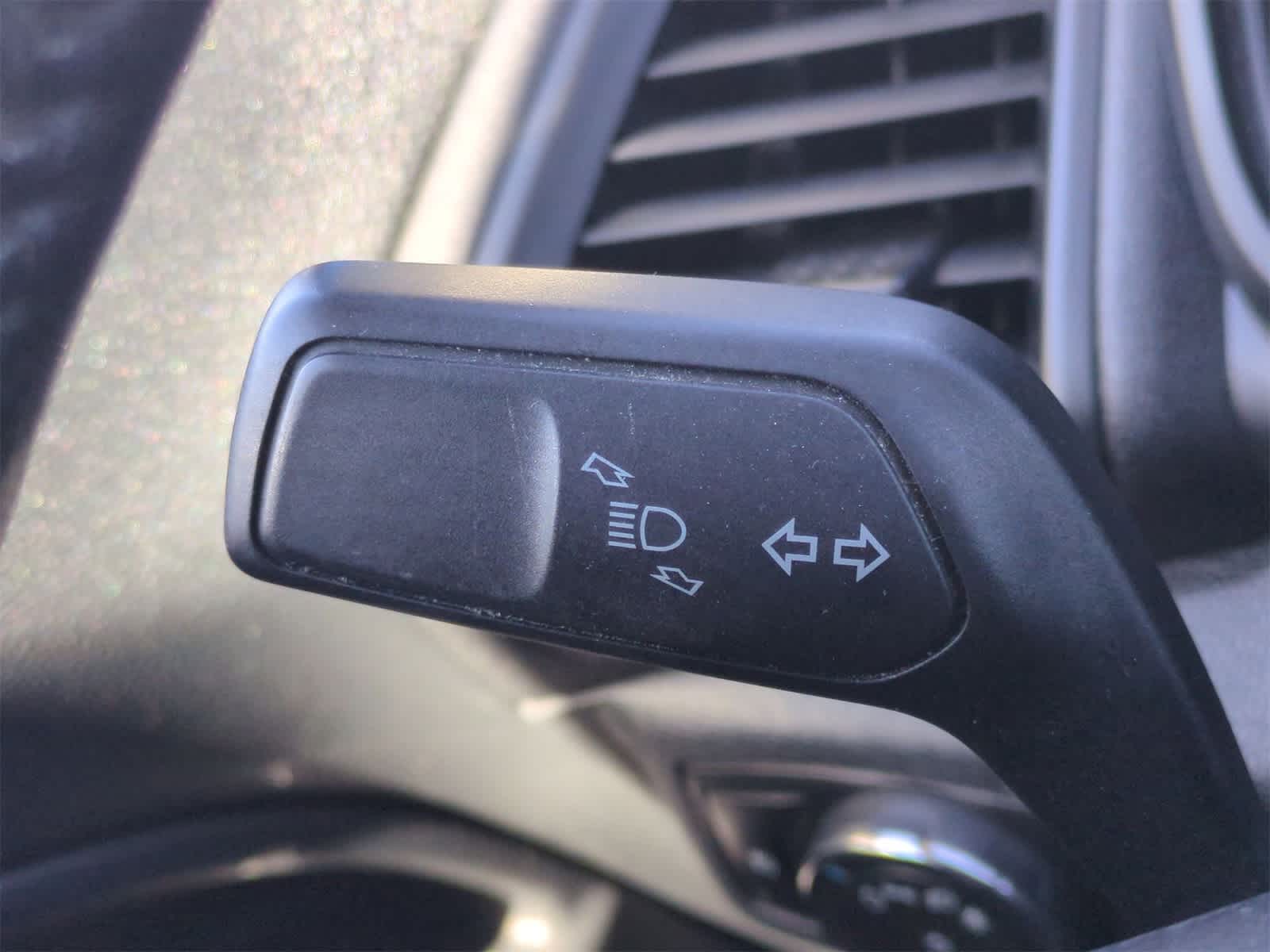 Thumbnail: 2019 Ford EcoSport - 28