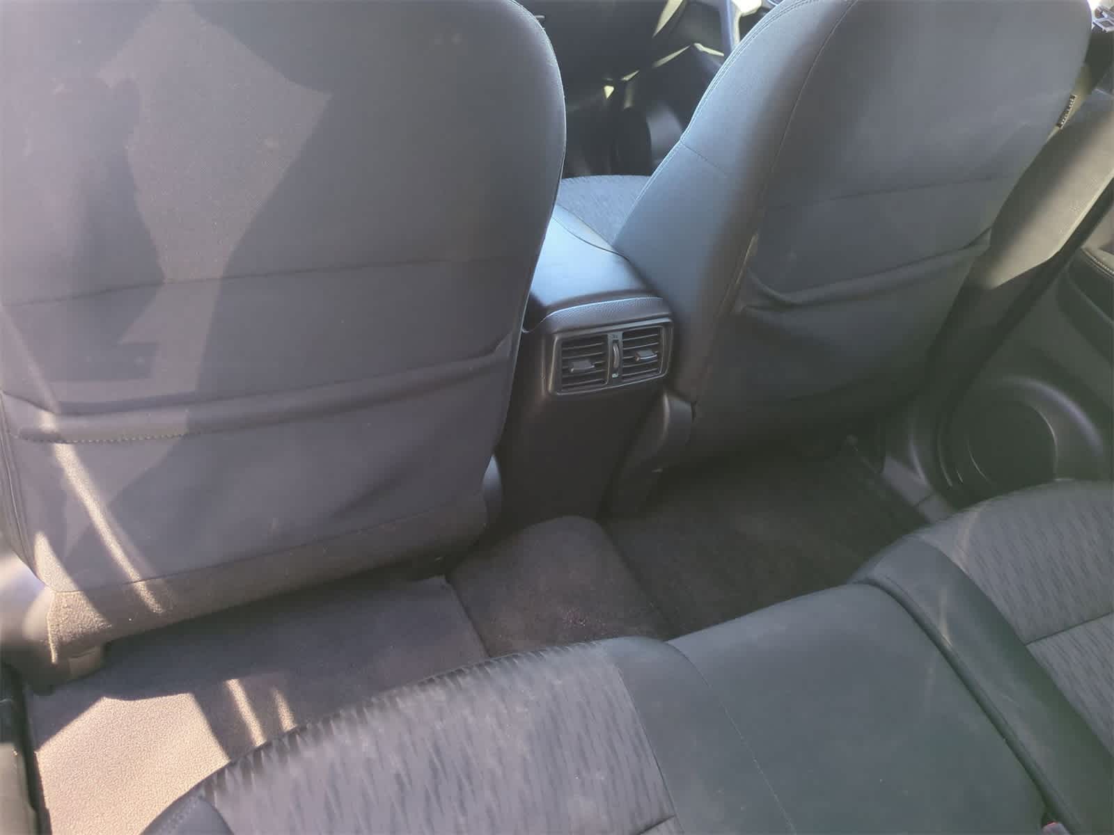 Thumbnail: 2018 Nissan Rogue - 19