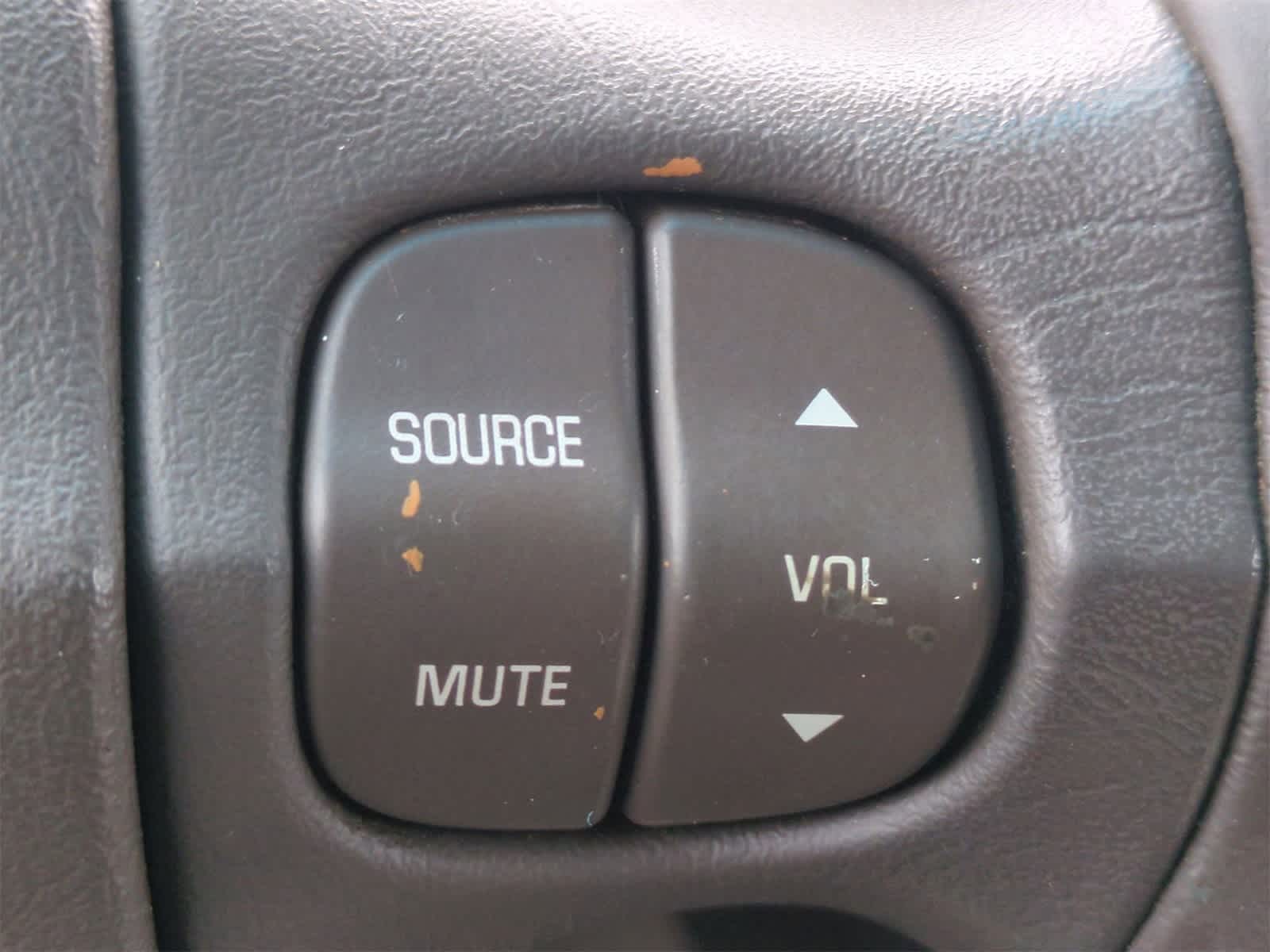 Thumbnail: 2005 Buick Rendezvous - 24