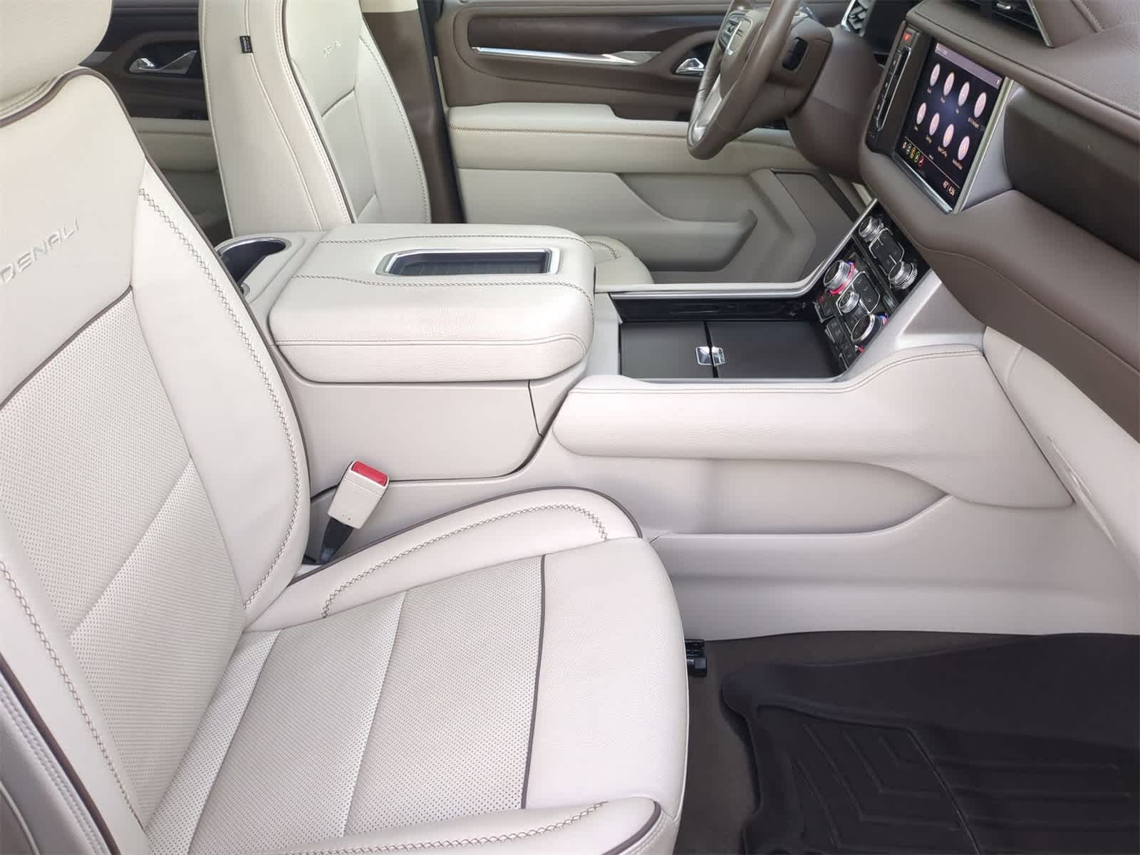 Thumbnail: 2021 GMC Yukon - 11