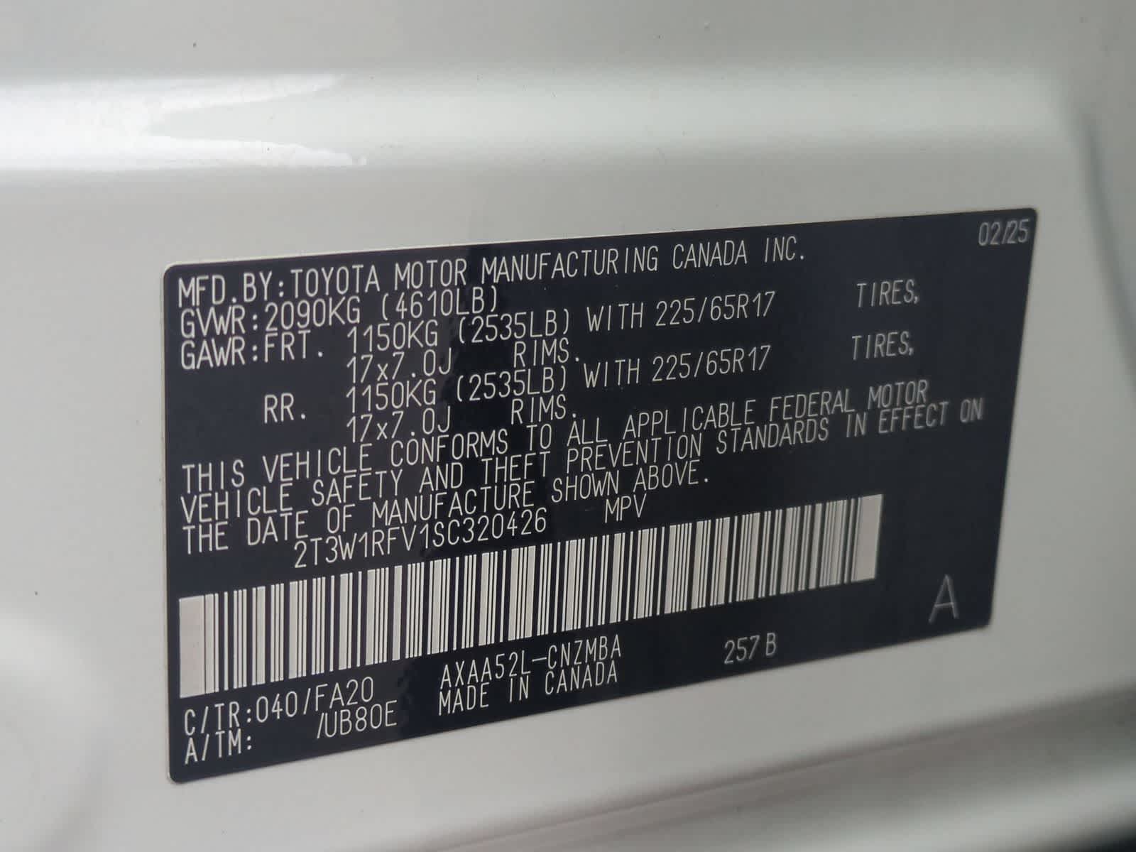 2025 Toyota RAV4 XLE - Photo 34
