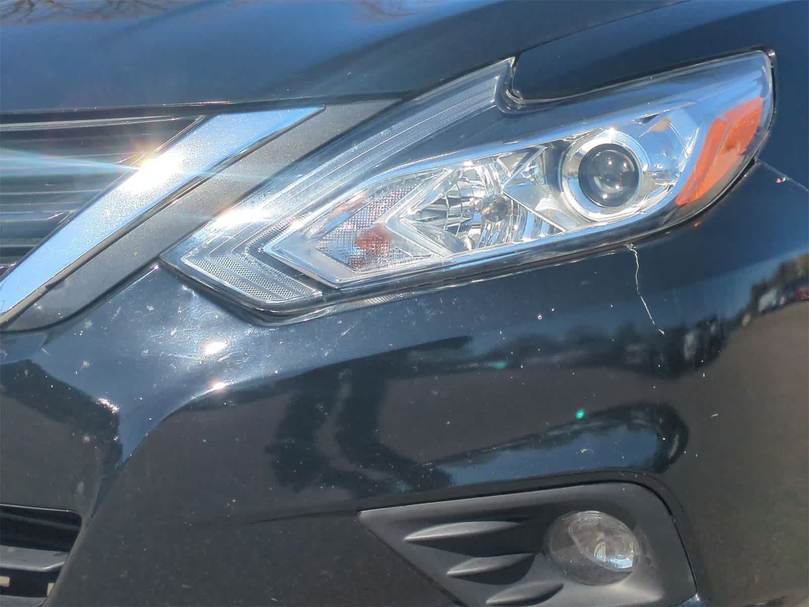 Thumbnail: 2018 Nissan Altima - 11