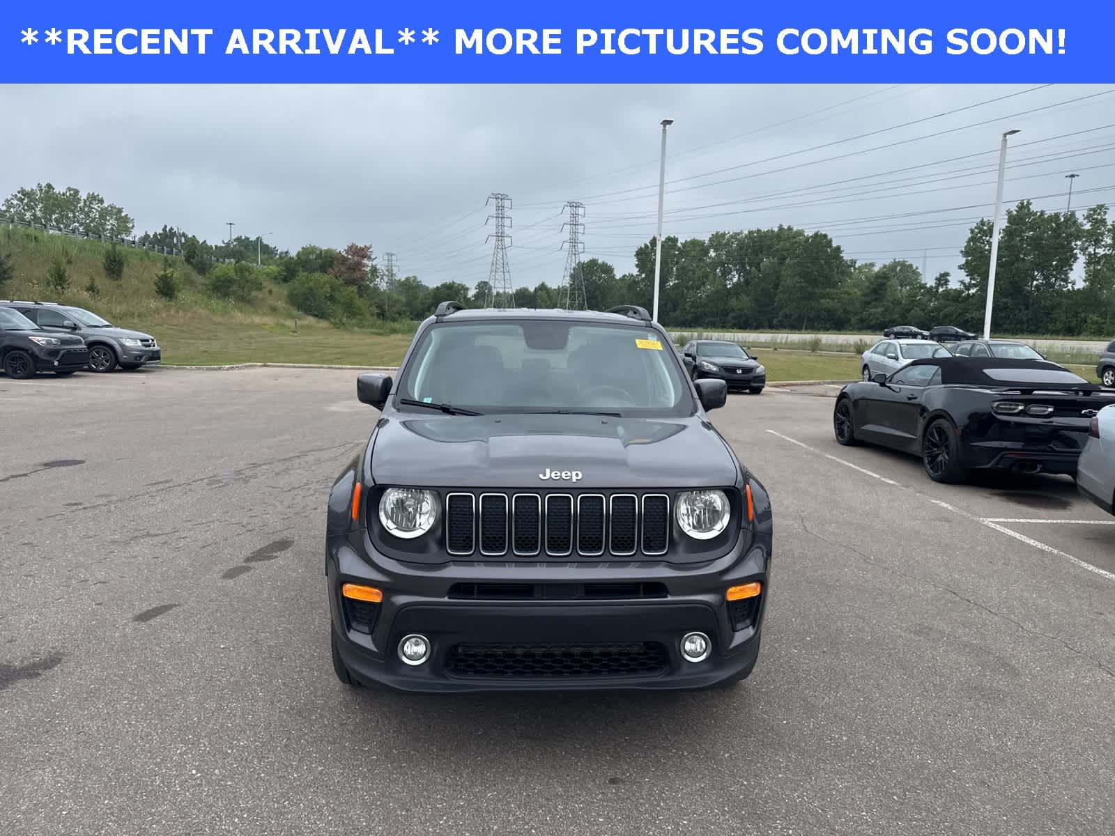 Thumbnail: 2019 Jeep Renegade - 4
