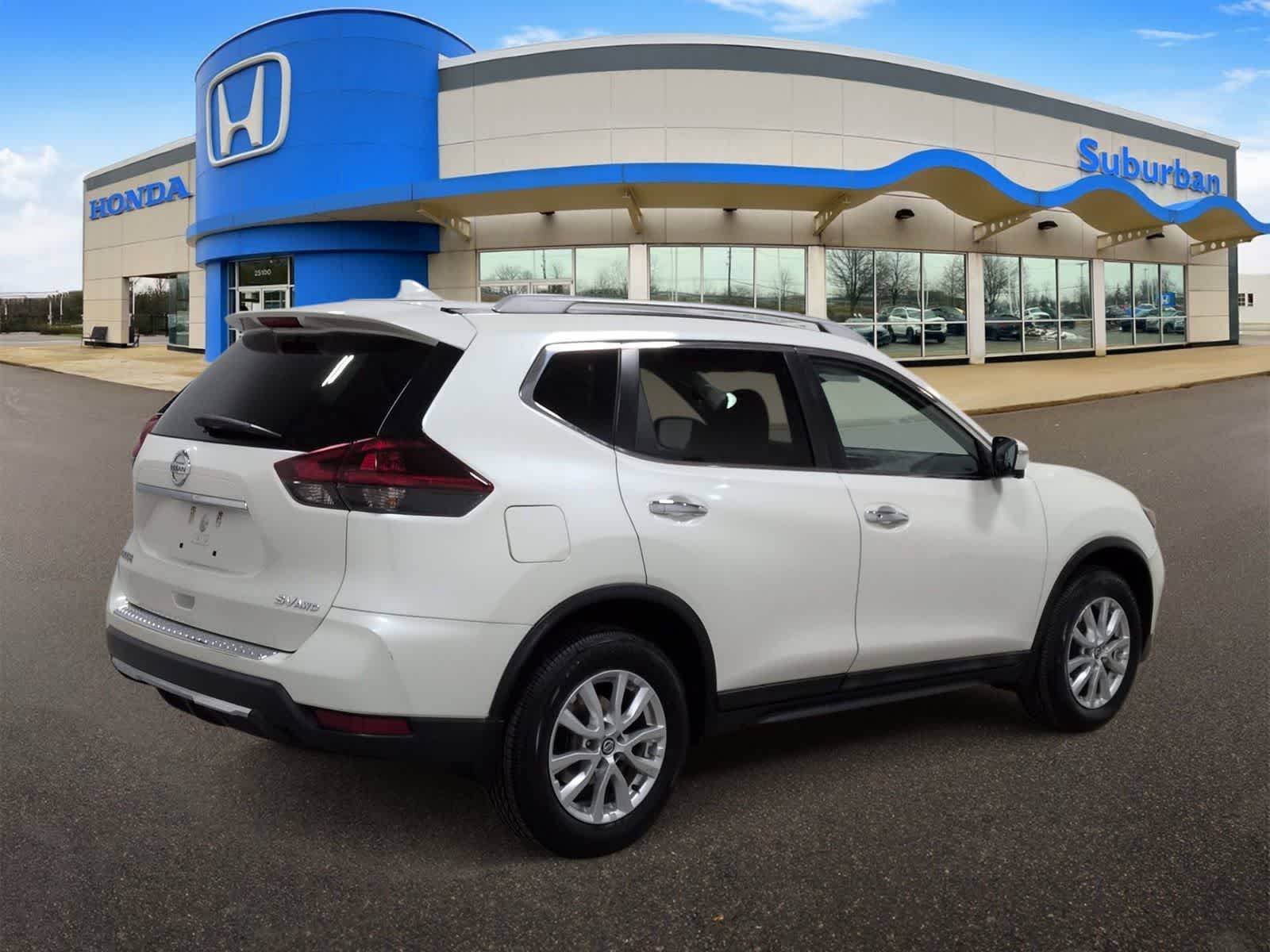 Thumbnail: 2018 Nissan Rogue - 8