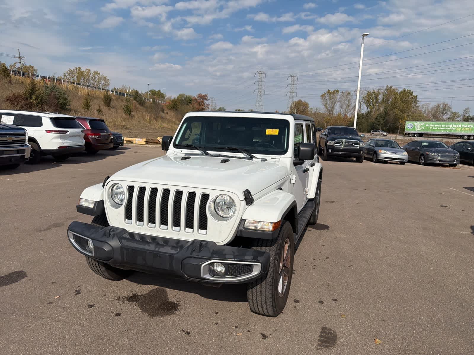 2020 Jeep Wrangler Unlimited Sahara photo 4