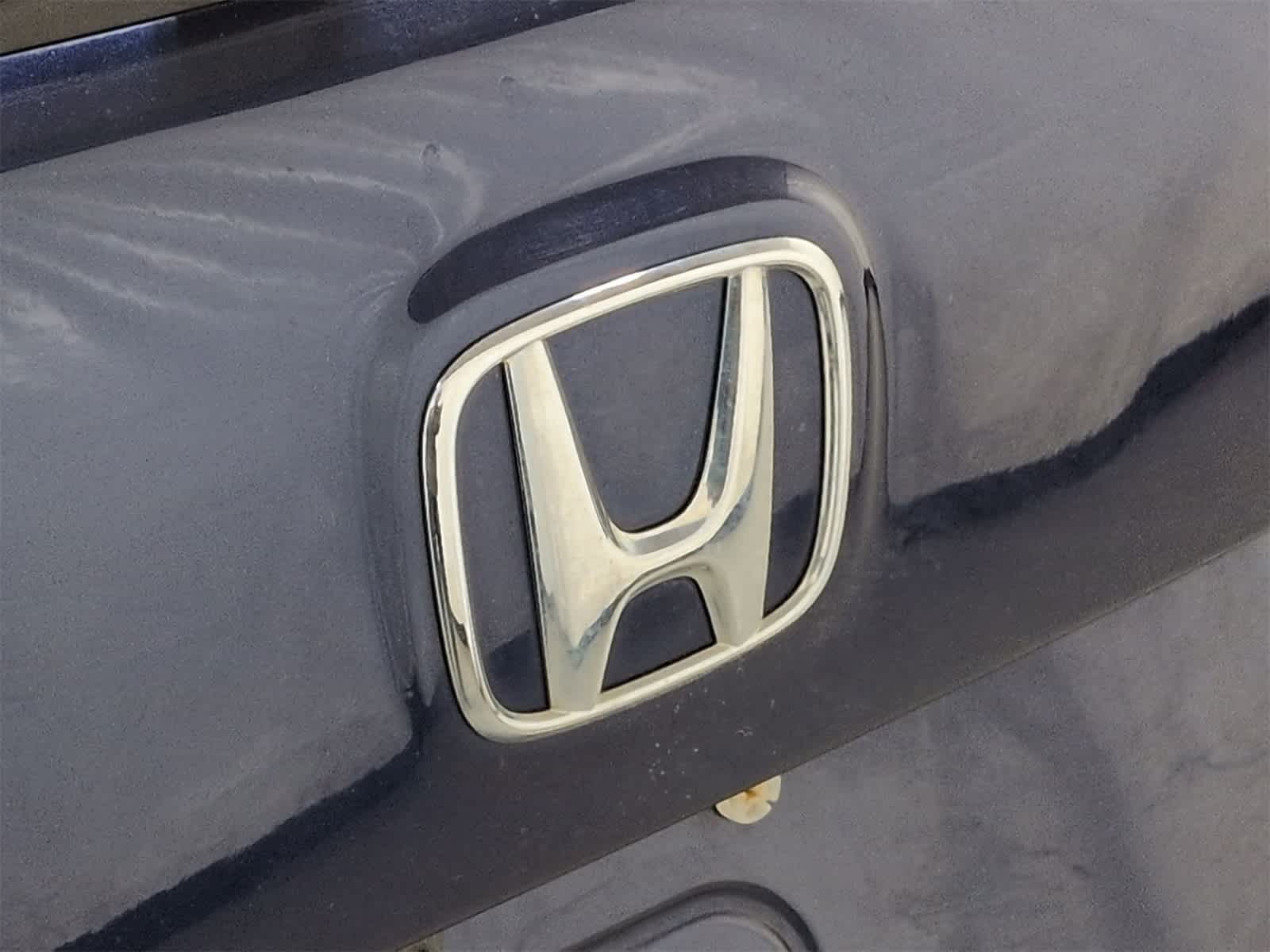 Thumbnail: 2016 Honda Pilot - 11