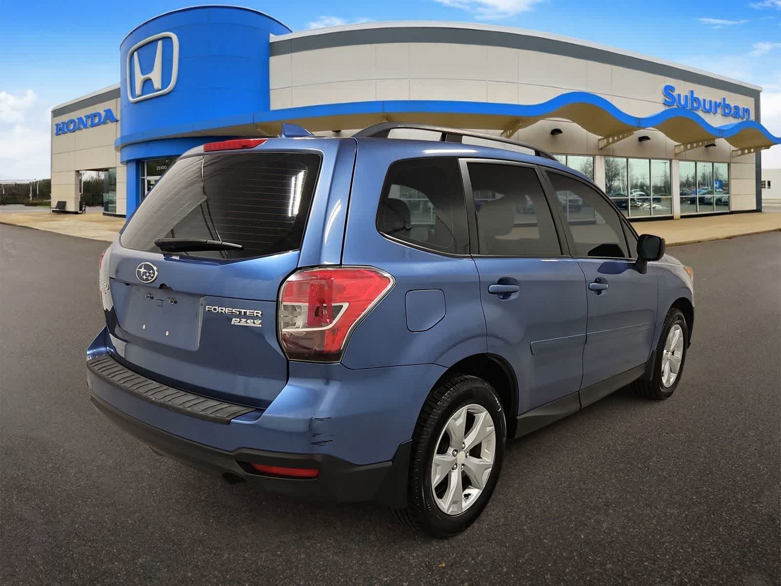 Thumbnail: 2016 Subaru Forester - 8