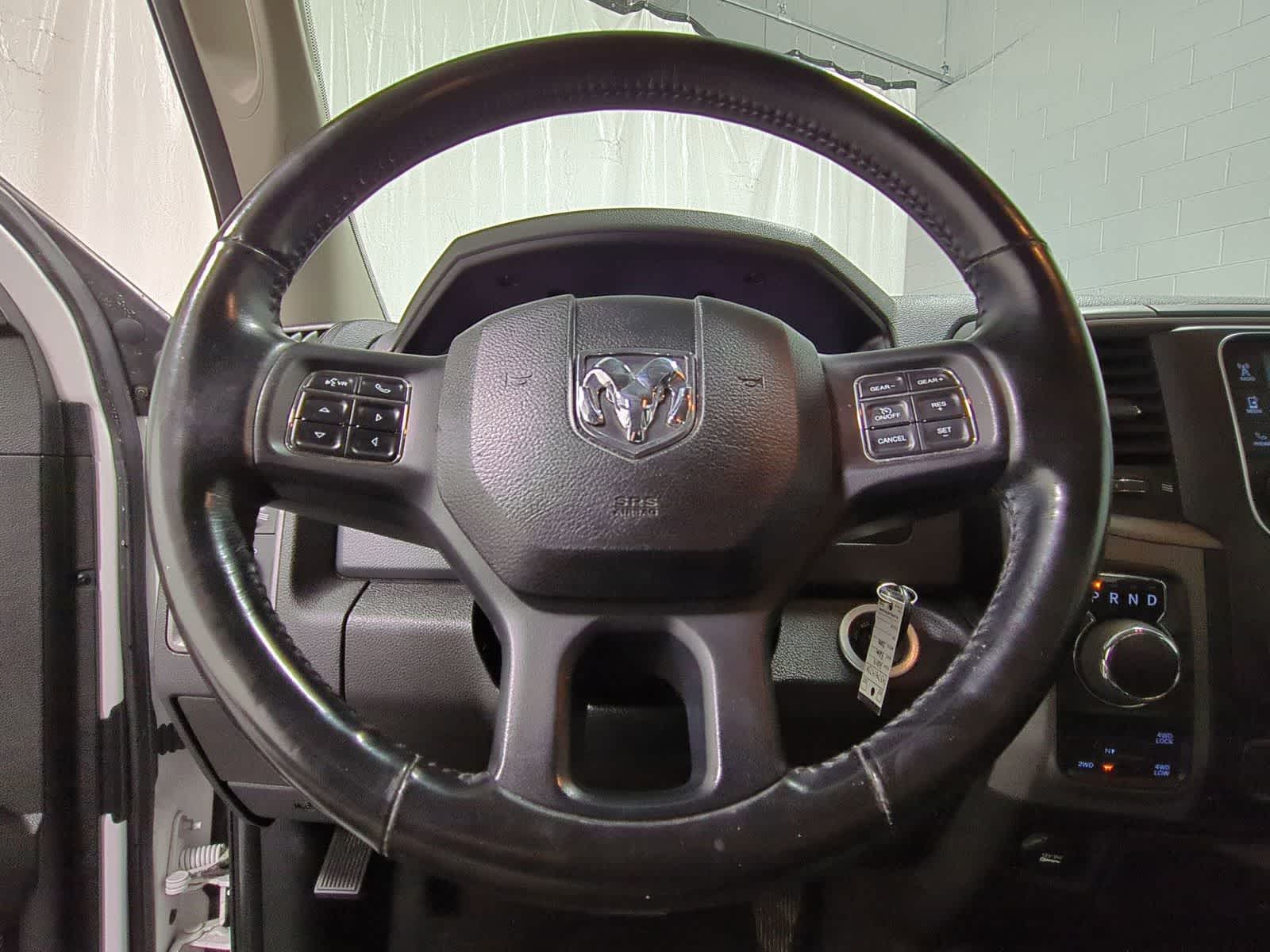 Thumbnail: 2019 RAM 1500 Classic - 23