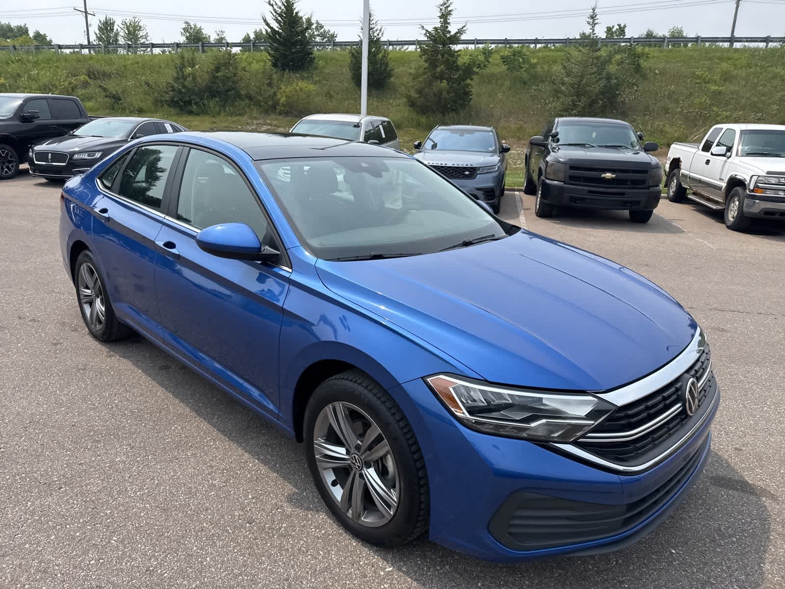 Thumbnail: 2023 Volkswagen Jetta - 7