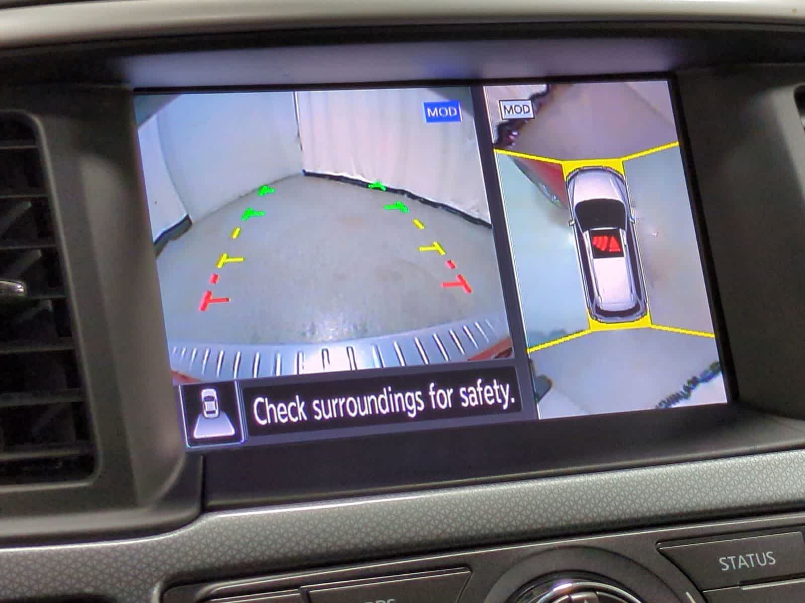 Thumbnail: 2017 Nissan Pathfinder - 31