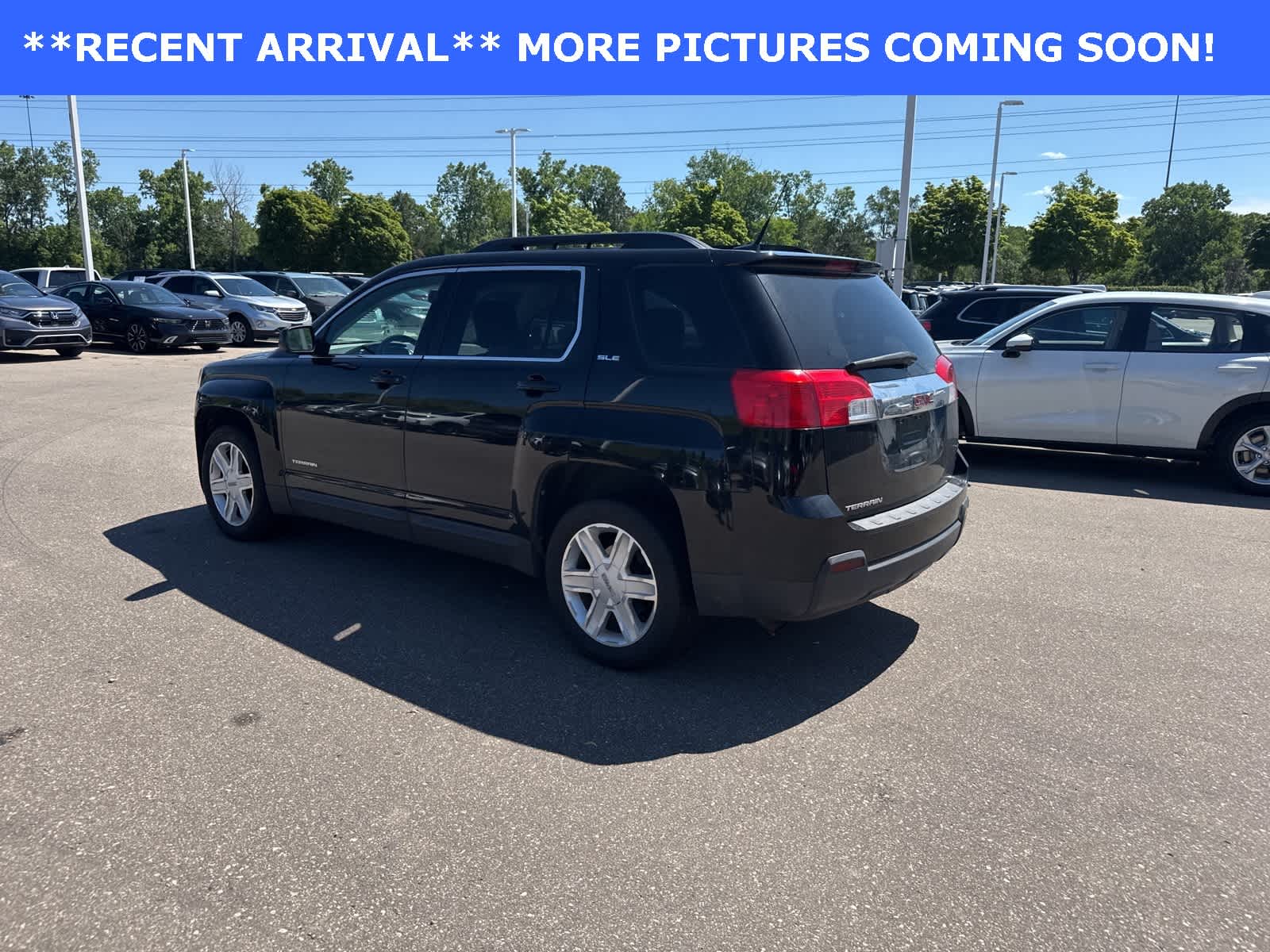 Thumbnail: 2011 GMC Terrain - 10