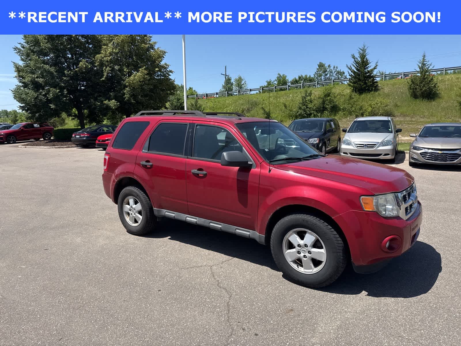 Thumbnail: 2009 Ford Escape - 10