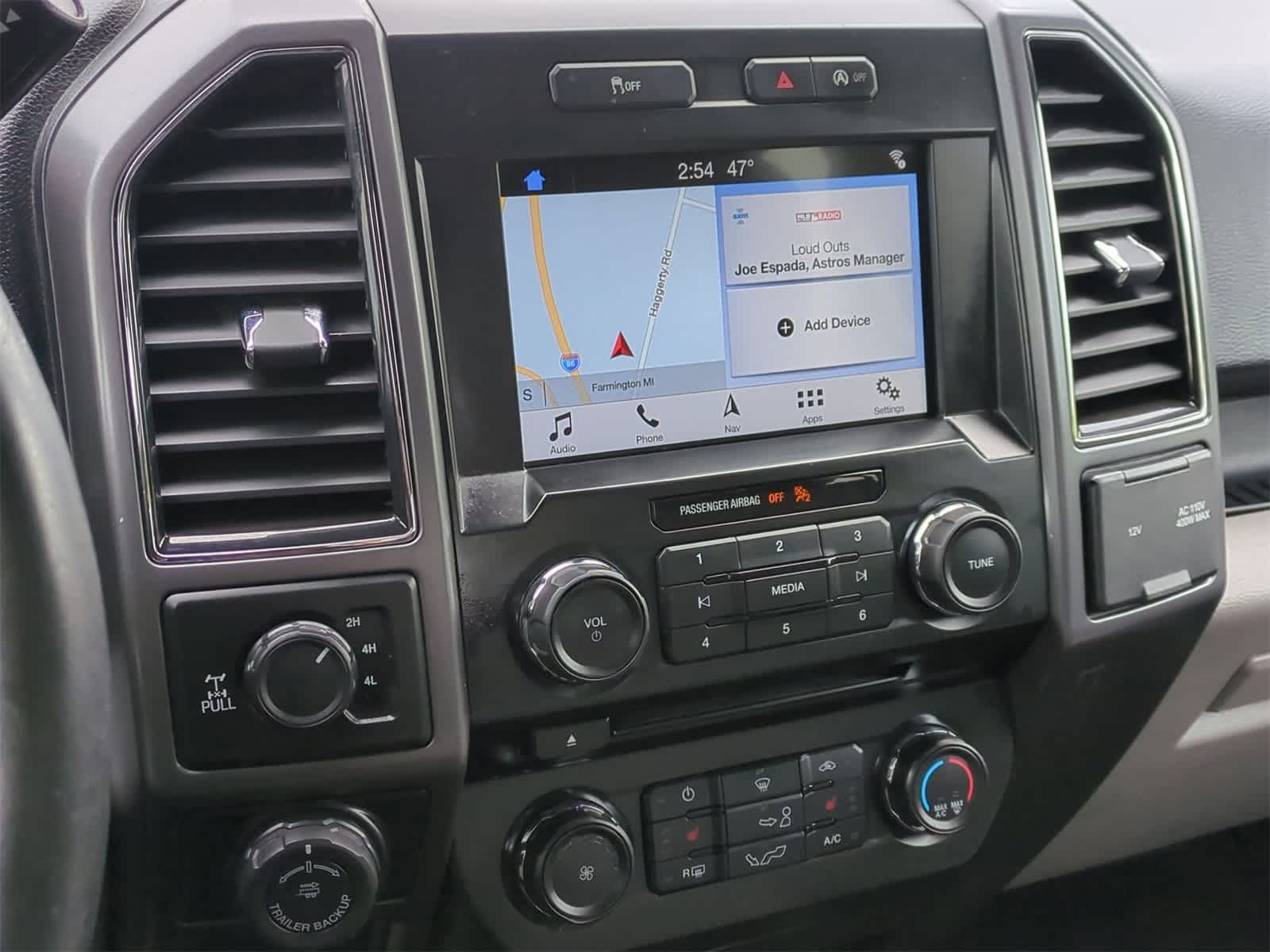 Used 2017 Ford F-150 XLT with VIN 1FTFW1EG4HFC14258 for sale in Farmington, MI