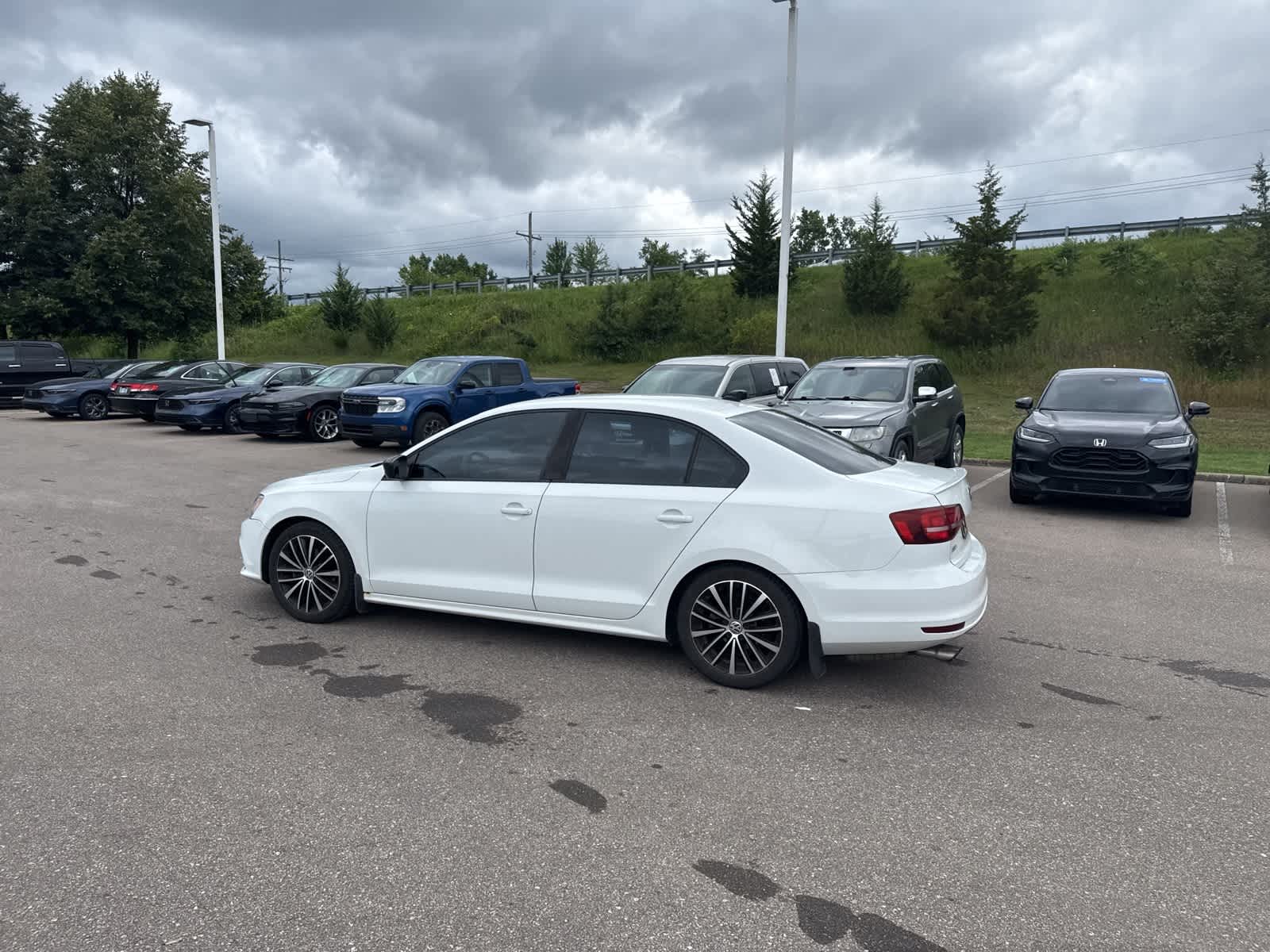 Thumbnail: 2016 Volkswagen Jetta - 25