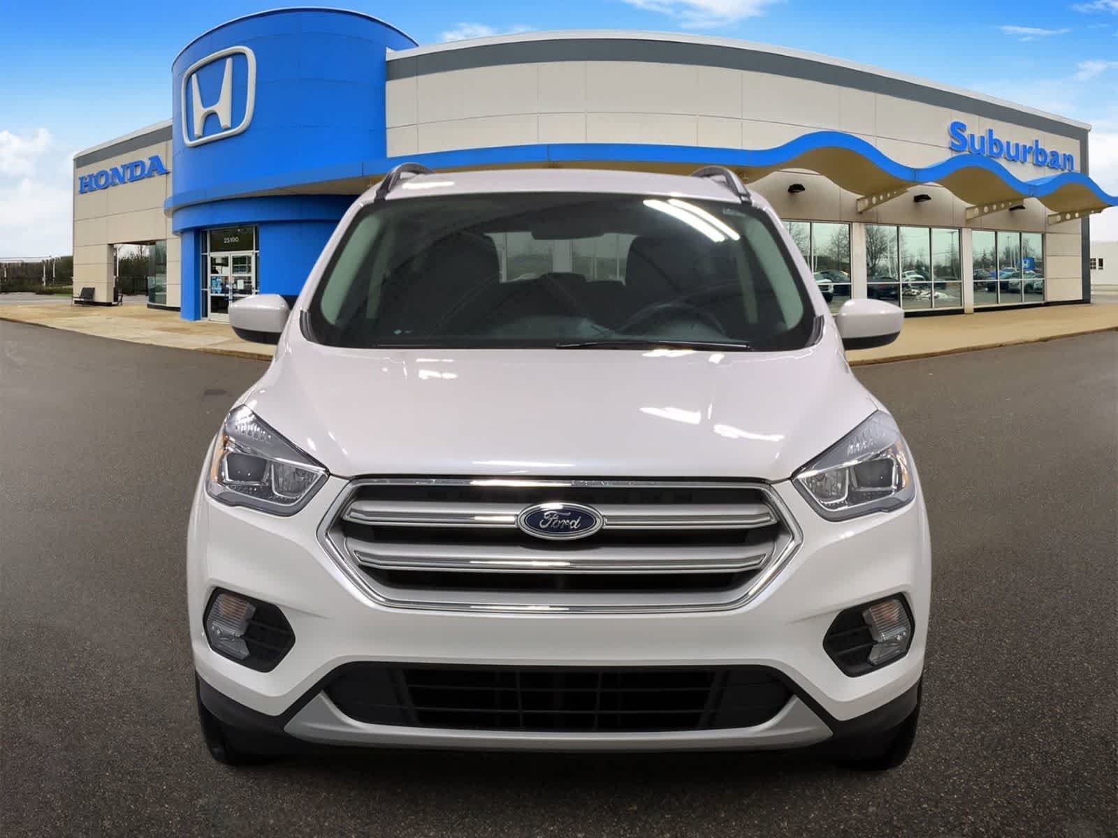 Thumbnail: 2019 Ford Escape - 3